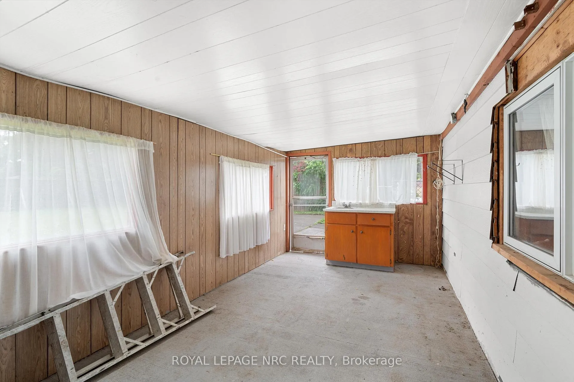 Photo 29 of 6502 Brock Street, Niagara Falls, Stamford — HOMEH