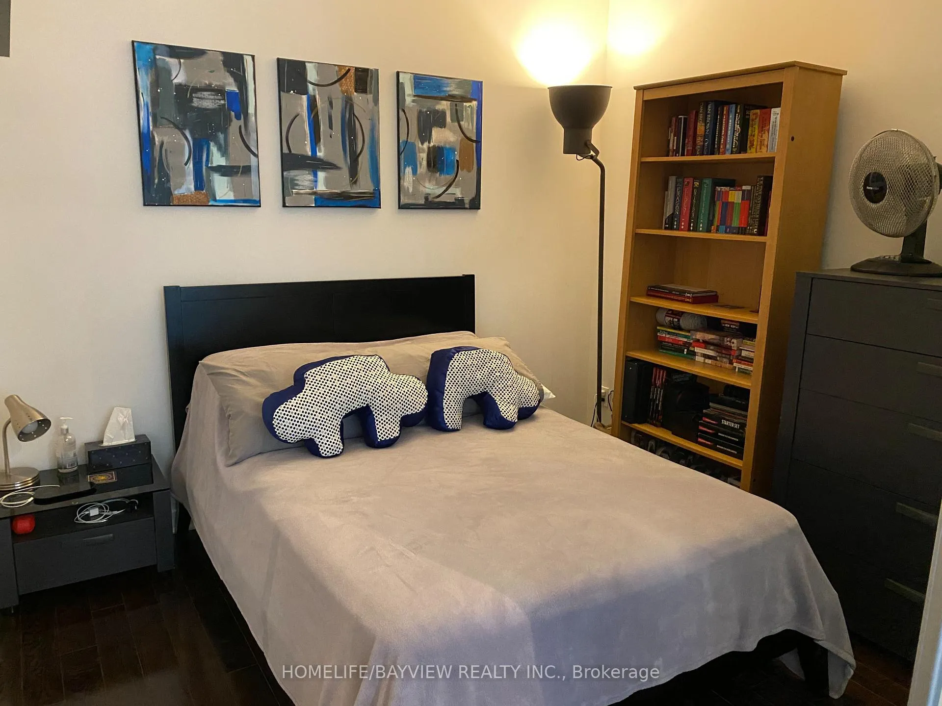 Photo 5 of Unit 1709, 770 Bay Street, Toronto, Bay Street Corridor — HOMEH