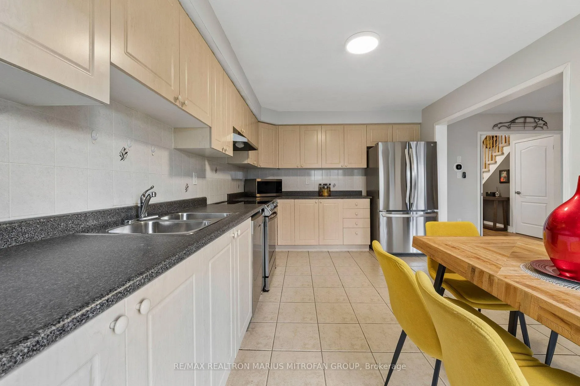 Photo 13 of 1962 Secretariat Place, Oshawa, Windfields — HOMEH