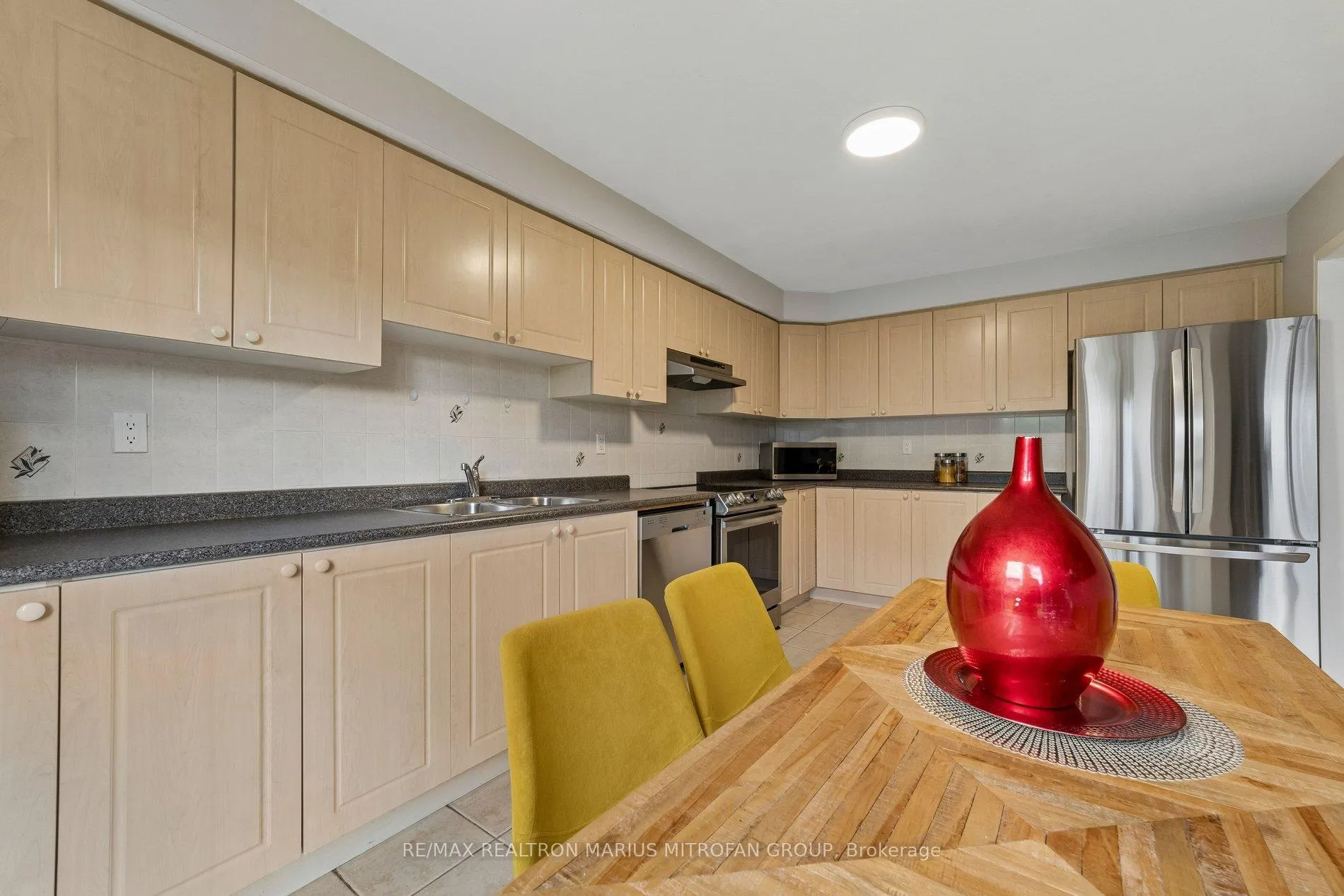 Photo 14 of 1962 Secretariat Place, Oshawa, Windfields — HOMEH