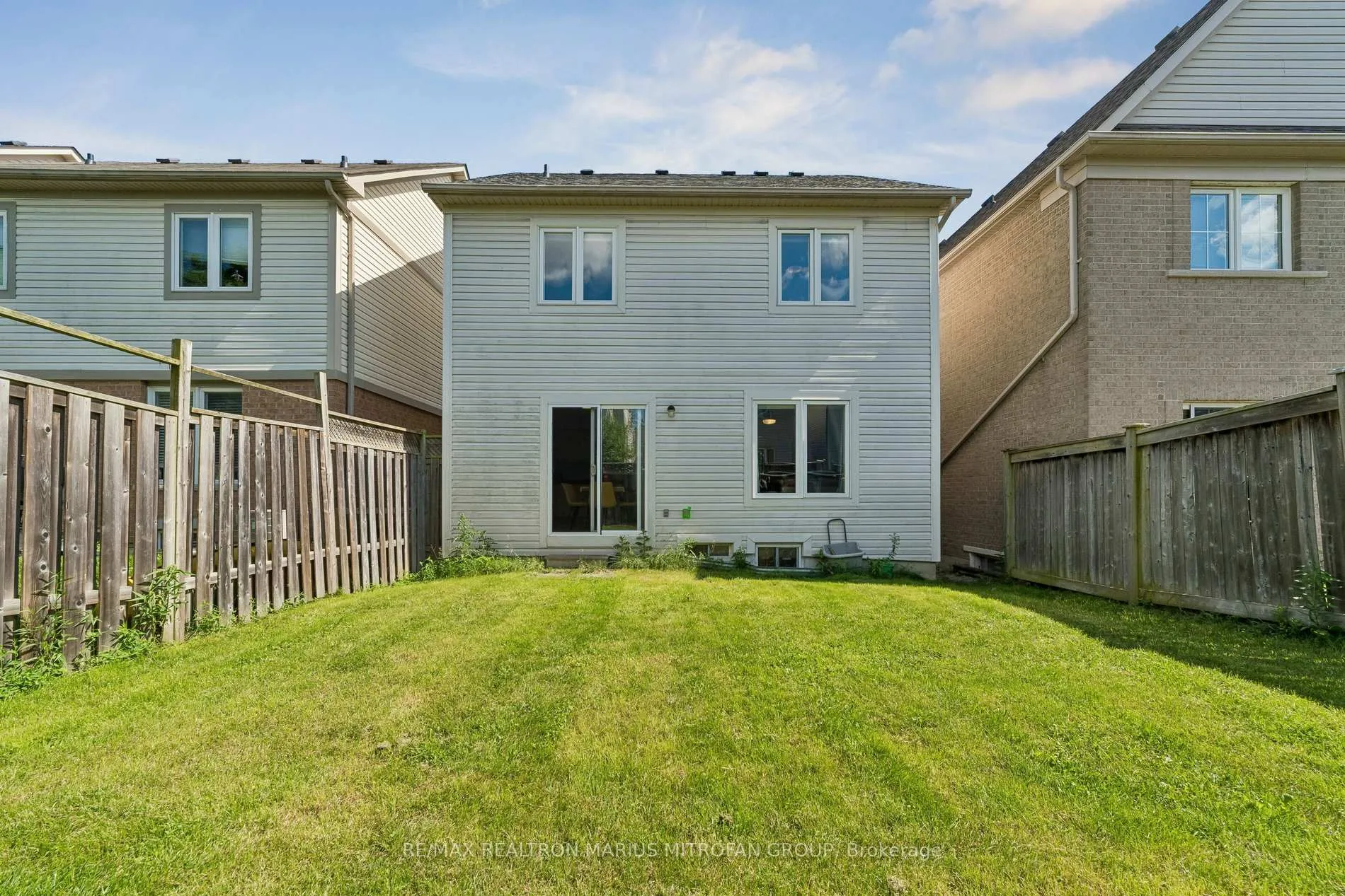 Photo 43 of 1962 Secretariat Place, Oshawa, Windfields — HOMEH