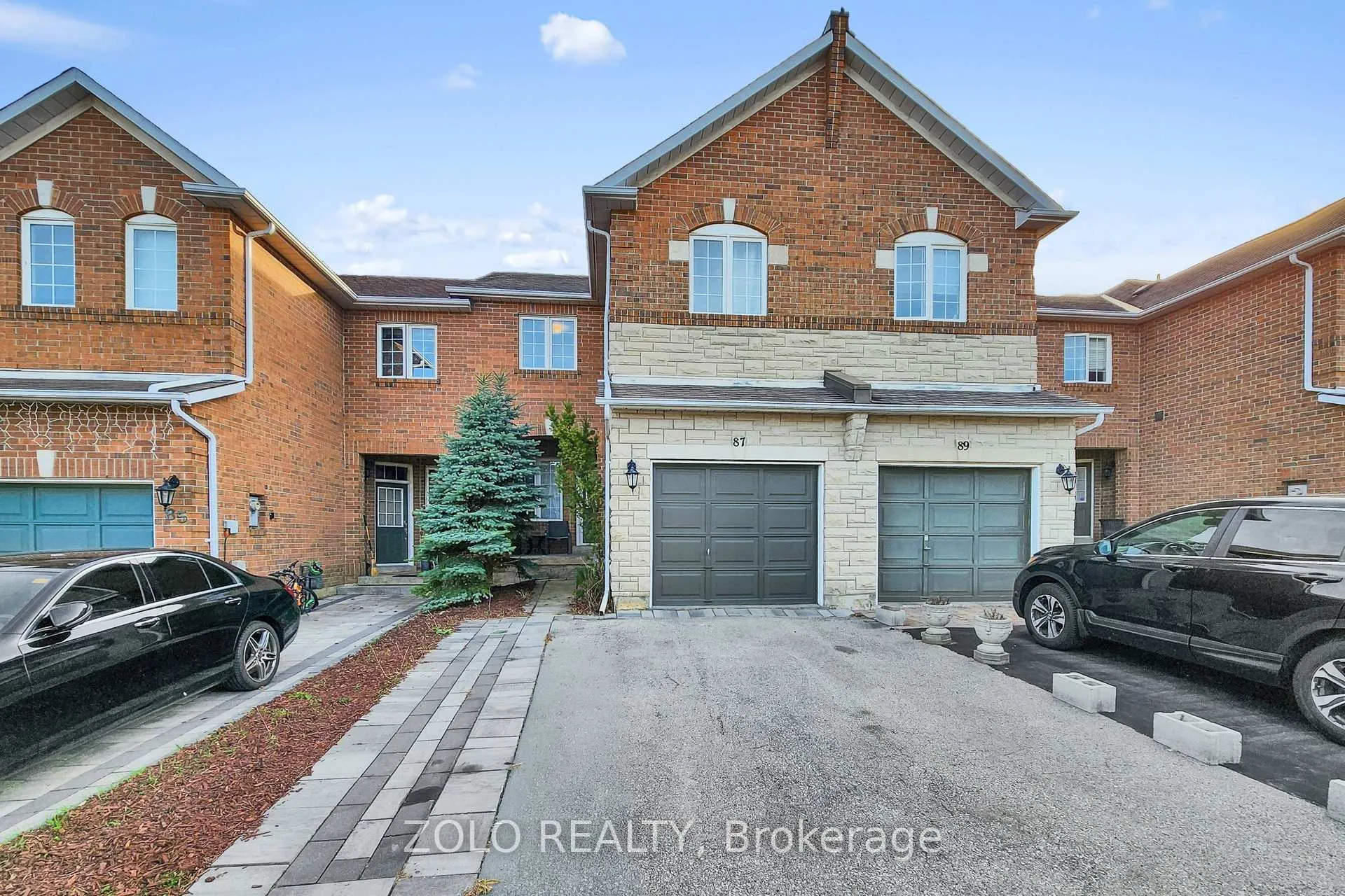 Photo 2 of 87 Nottingham Drive, Richmond Hill, Westbrook — HOMEH