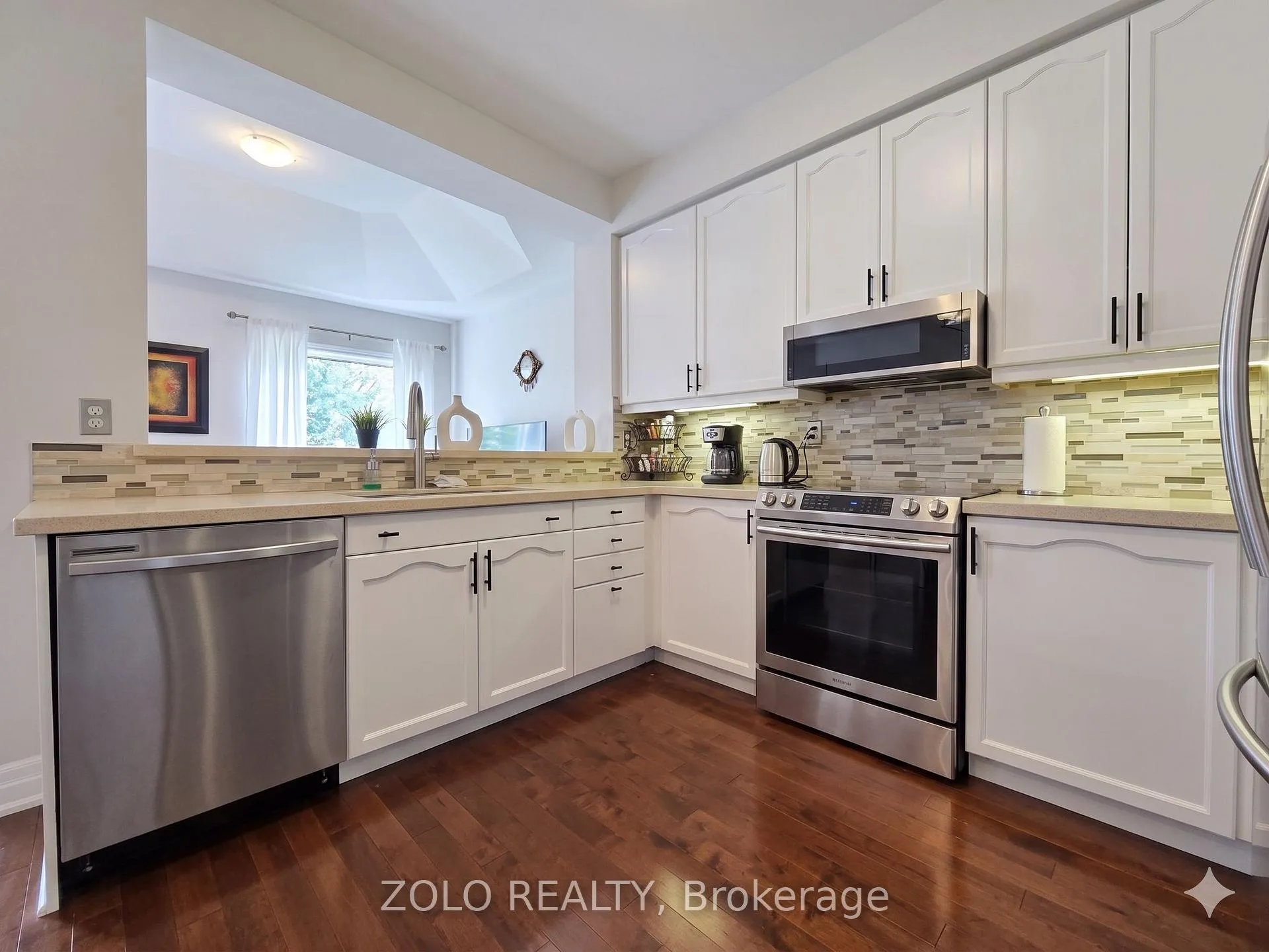 Photo 8 of 87 Nottingham Drive, Richmond Hill, Westbrook — HOMEH