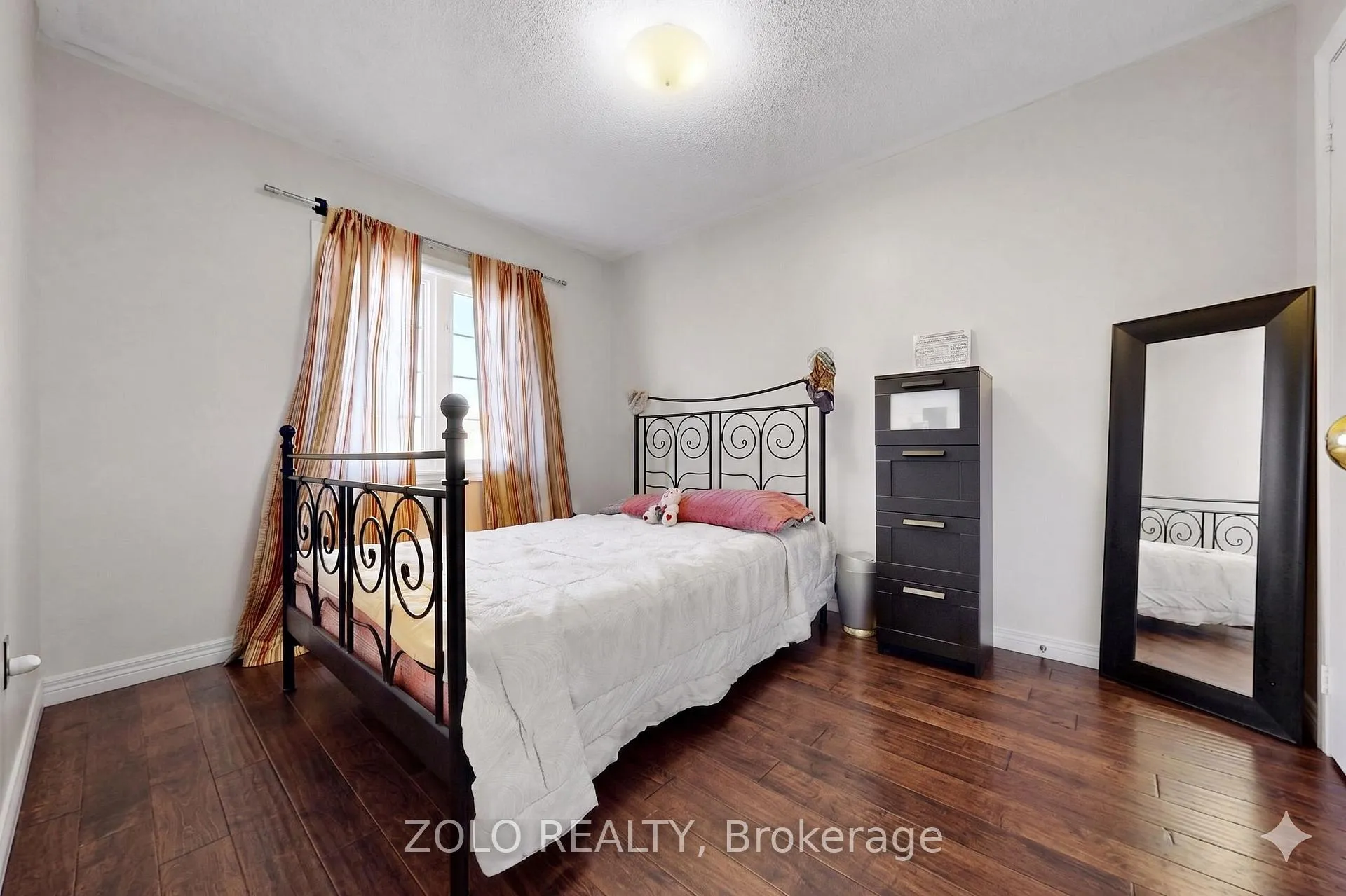 Photo 28 of 87 Nottingham Drive, Richmond Hill, Westbrook — HOMEH