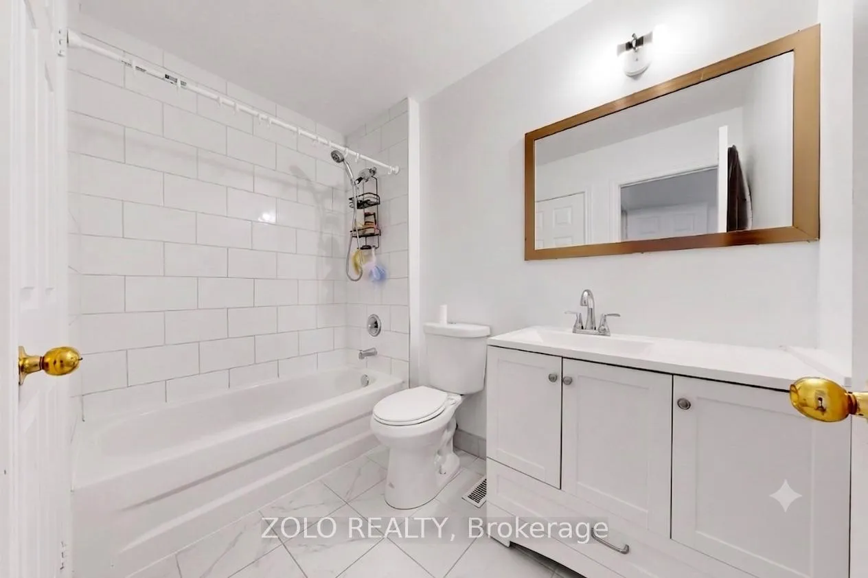 Photo 48 of 87 Nottingham Drive, Richmond Hill, Westbrook — HOMEH