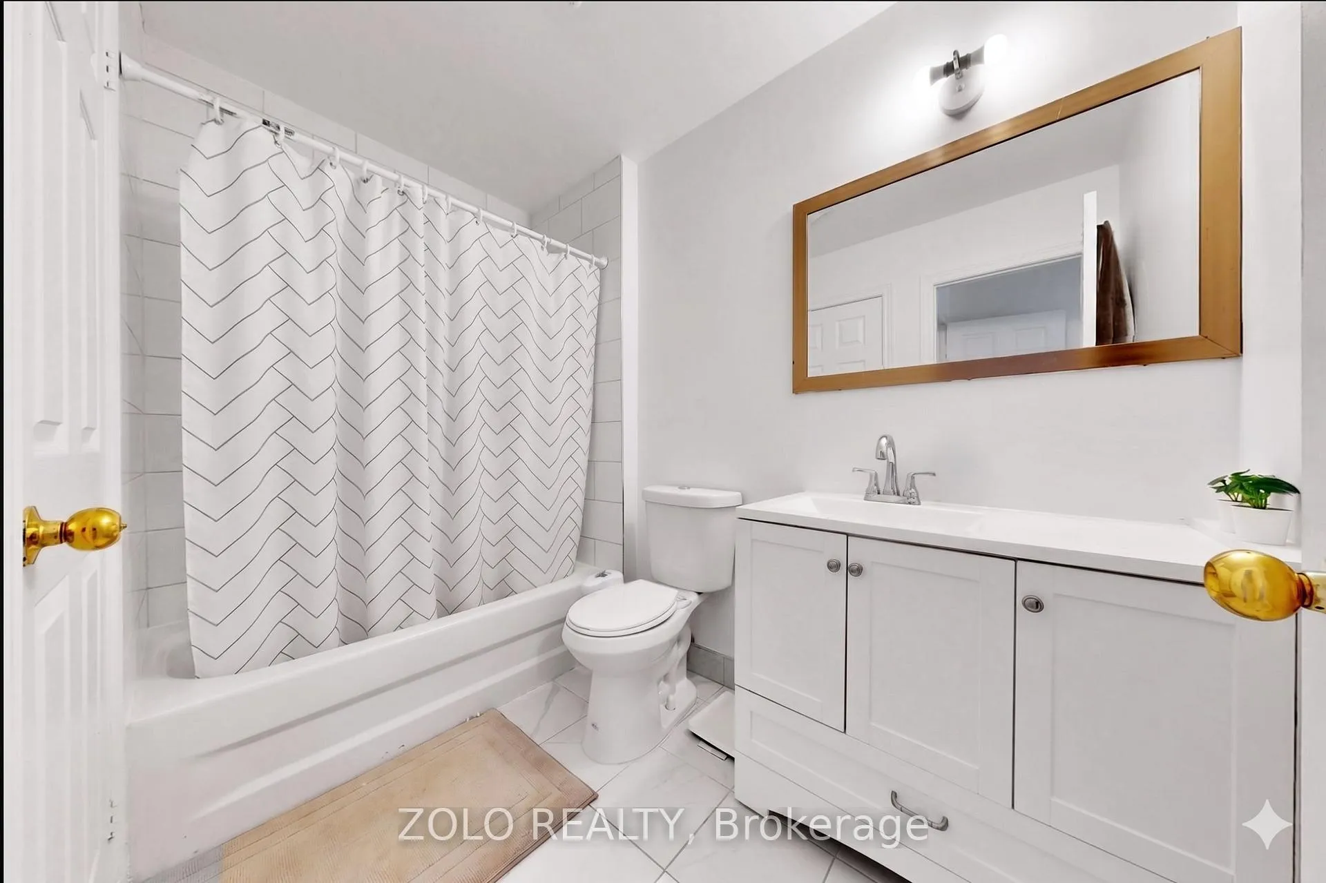 Photo 31 of 87 Nottingham Drive, Richmond Hill, Westbrook — HOMEH