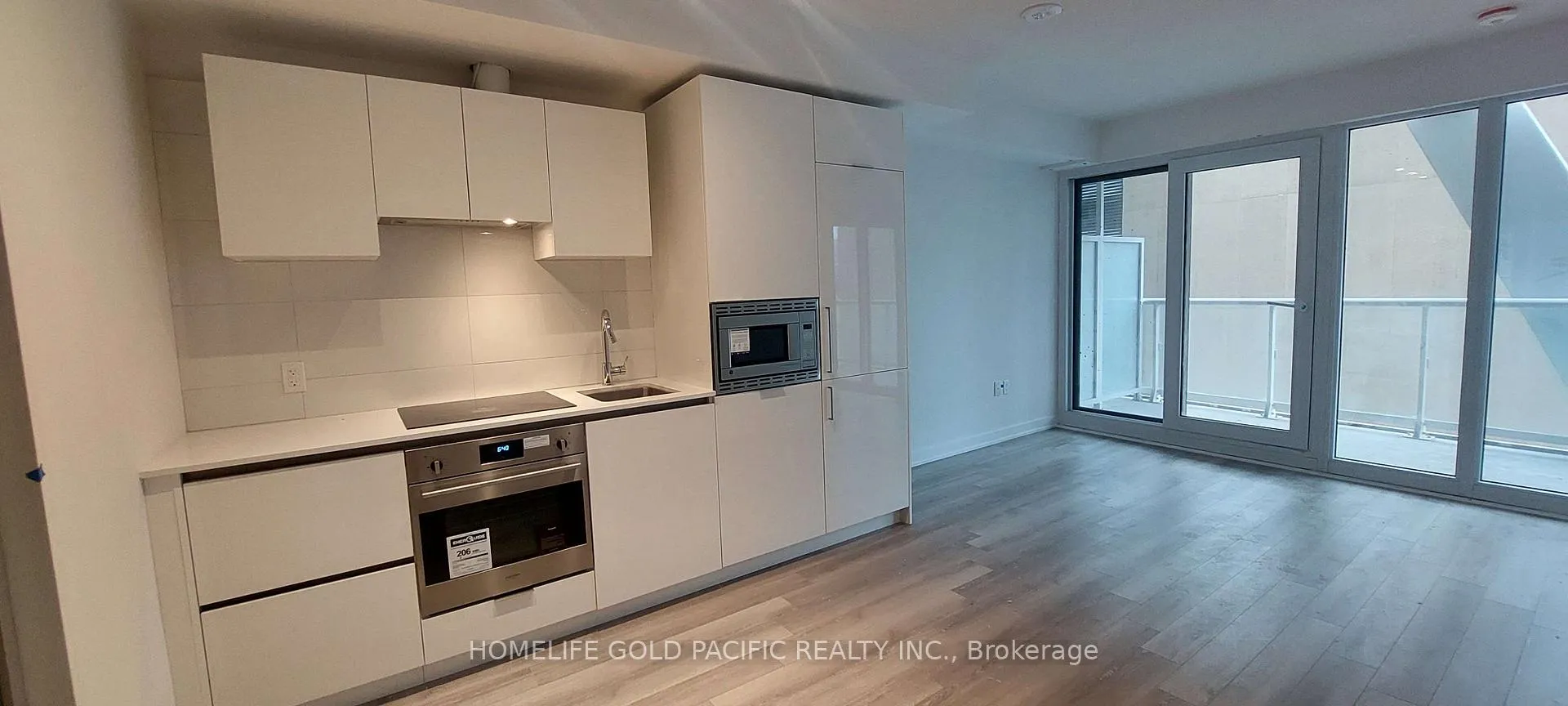 Photo 5 of Unit #1333, 230 Simcoe Street, Toronto, Kensington-Chinatown — HOMEH