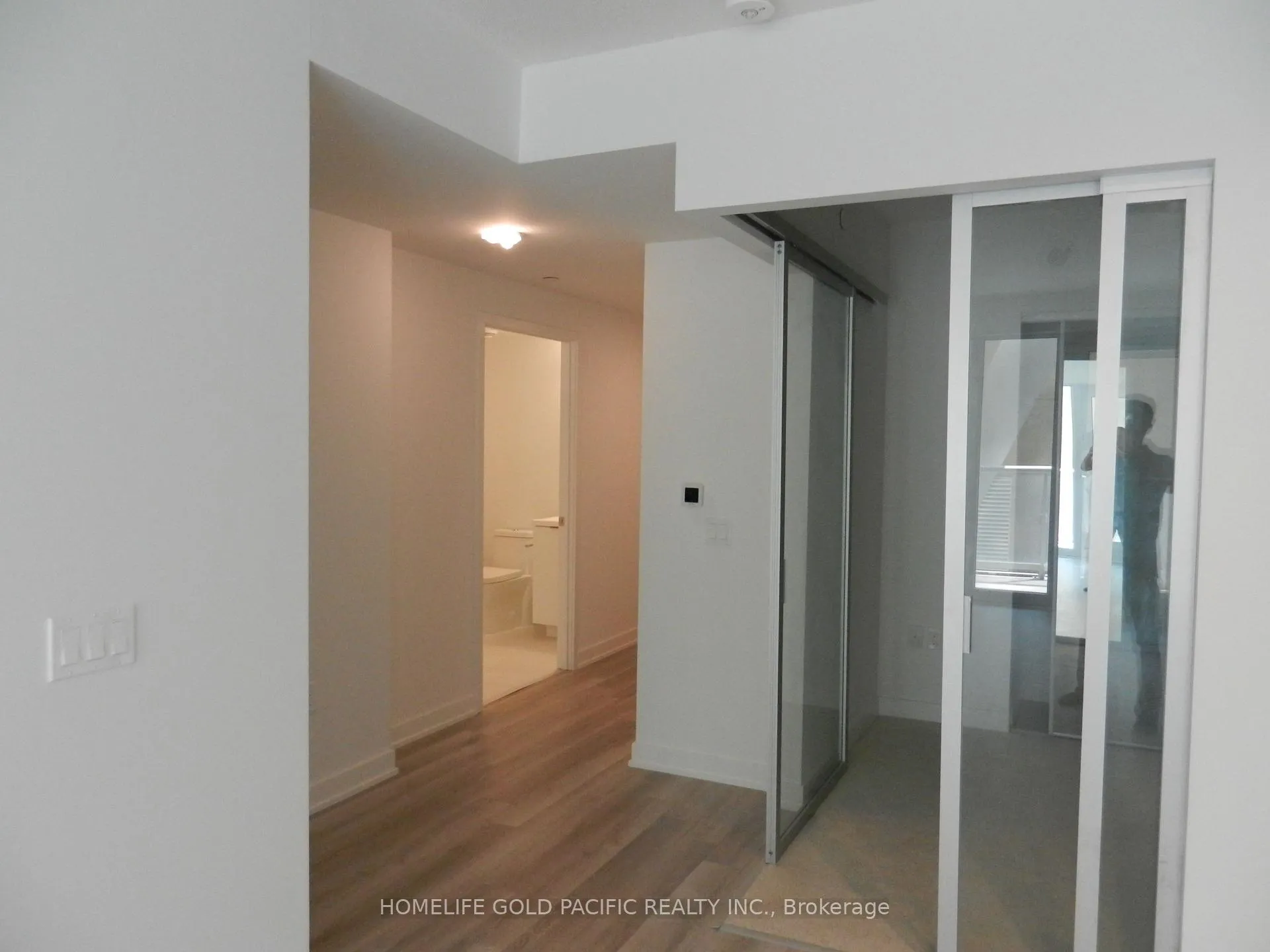 Photo 11 of Unit #1333, 230 Simcoe Street, Toronto, Kensington-Chinatown — HOMEH