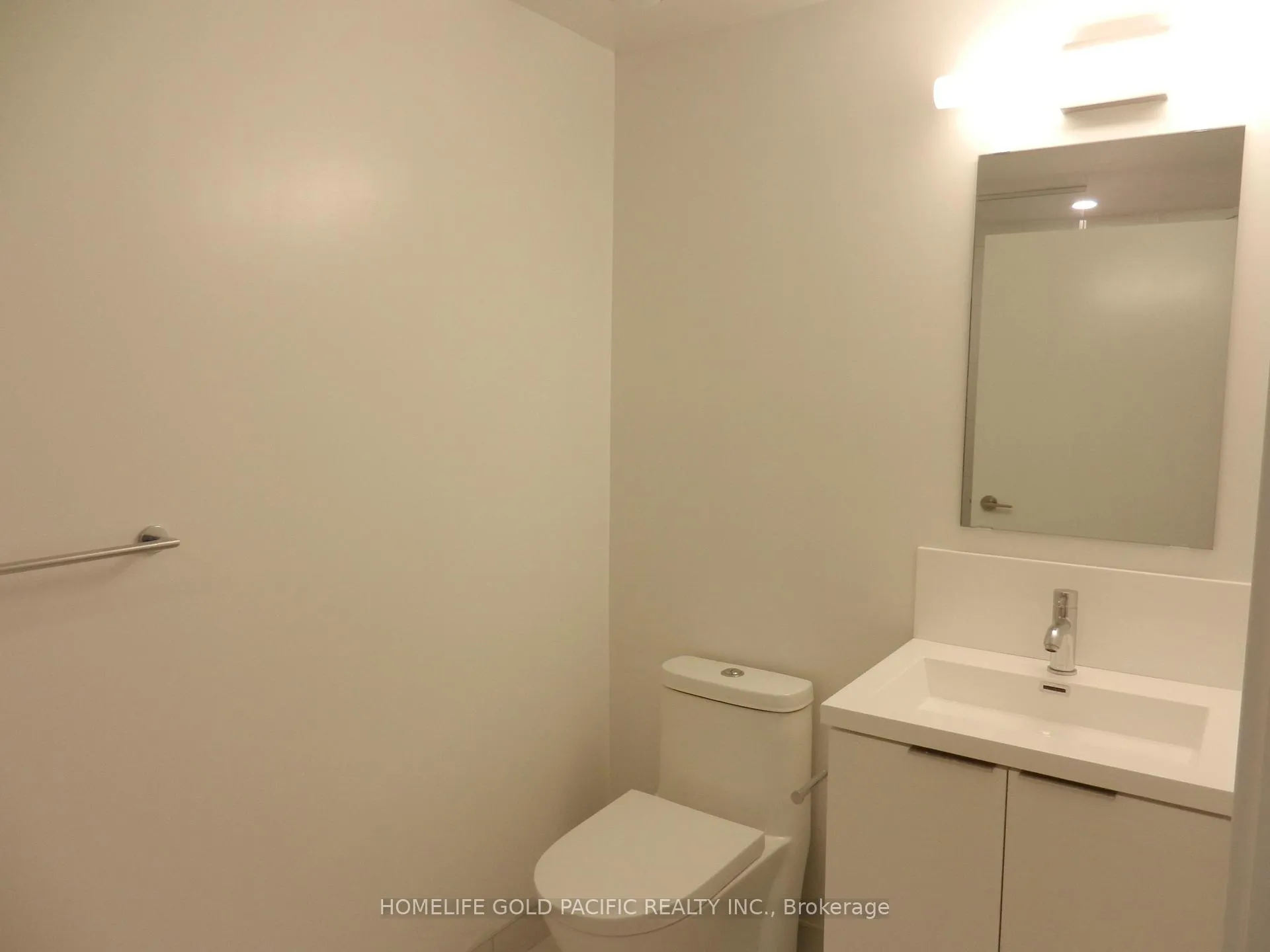 Photo 15 of Unit #1333, 230 Simcoe Street, Toronto, Kensington-Chinatown — HOMEH