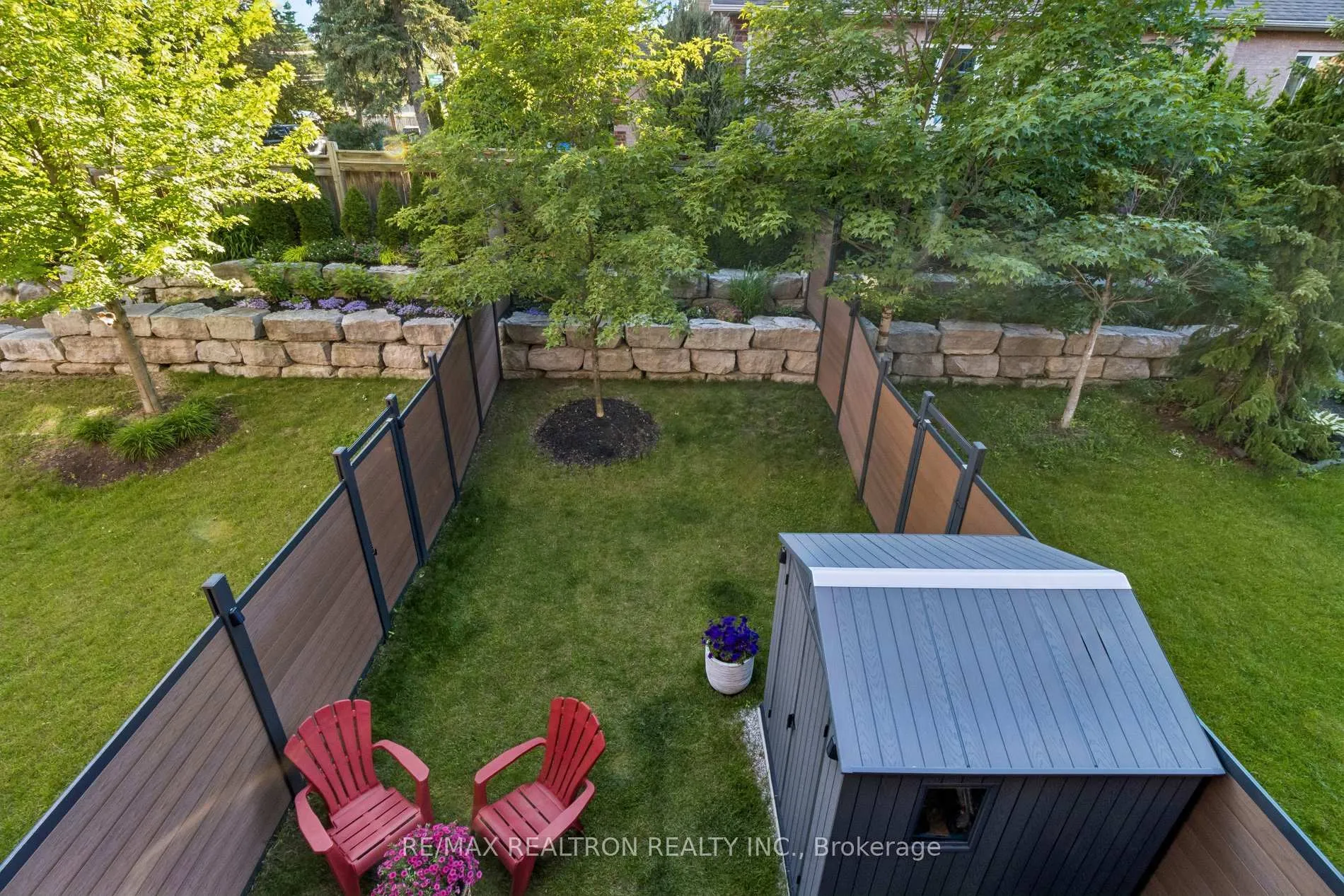 Photo 21 of 216 Appleton Court, Newmarket, Central Newmarket — HOMEH