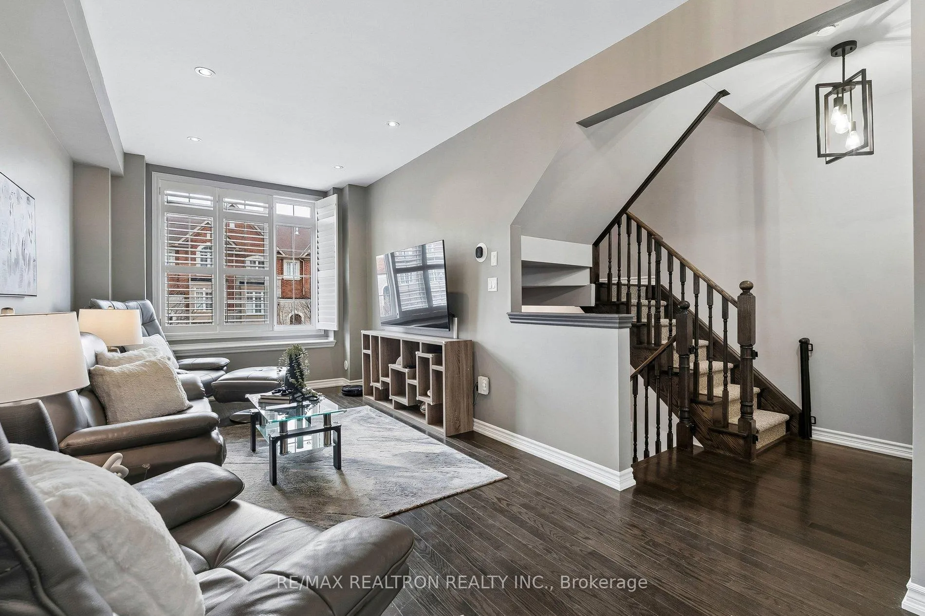 Photo 23 of 216 Appleton Court, Newmarket, Central Newmarket — HOMEH