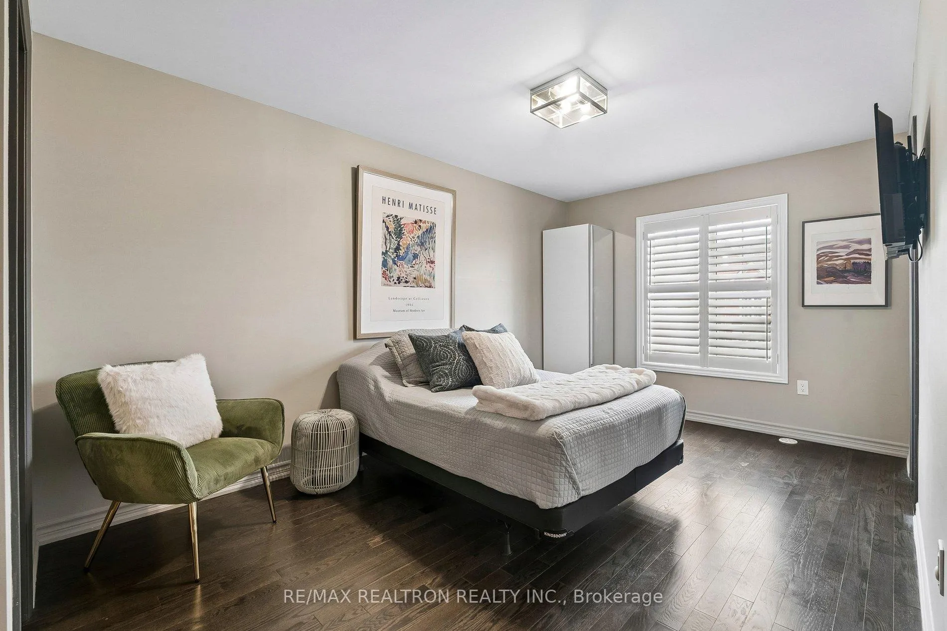 Photo 29 of 216 Appleton Court, Newmarket, Central Newmarket — HOMEH