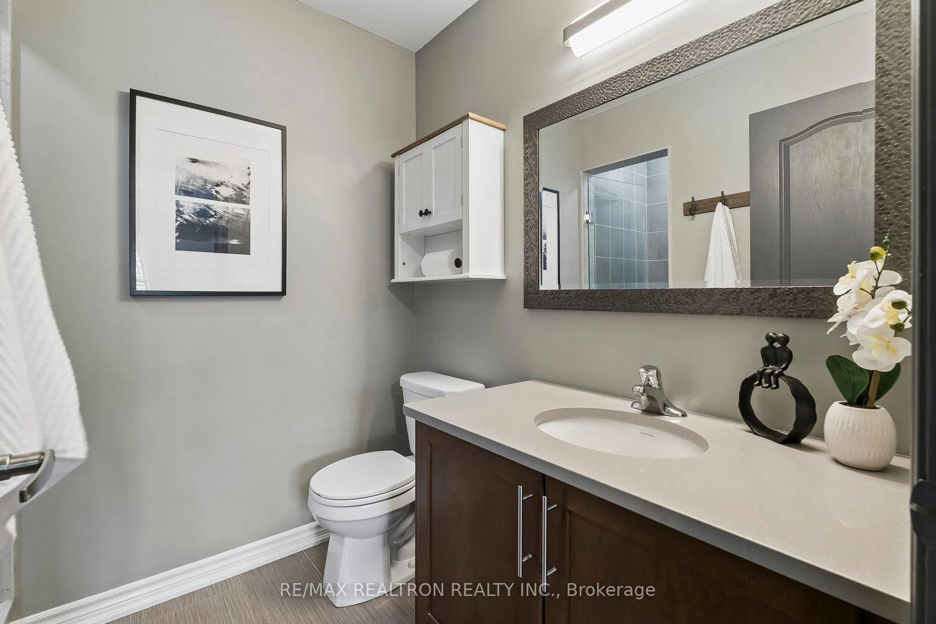 Photo 31 of 216 Appleton Court, Newmarket, Central Newmarket — HOMEH