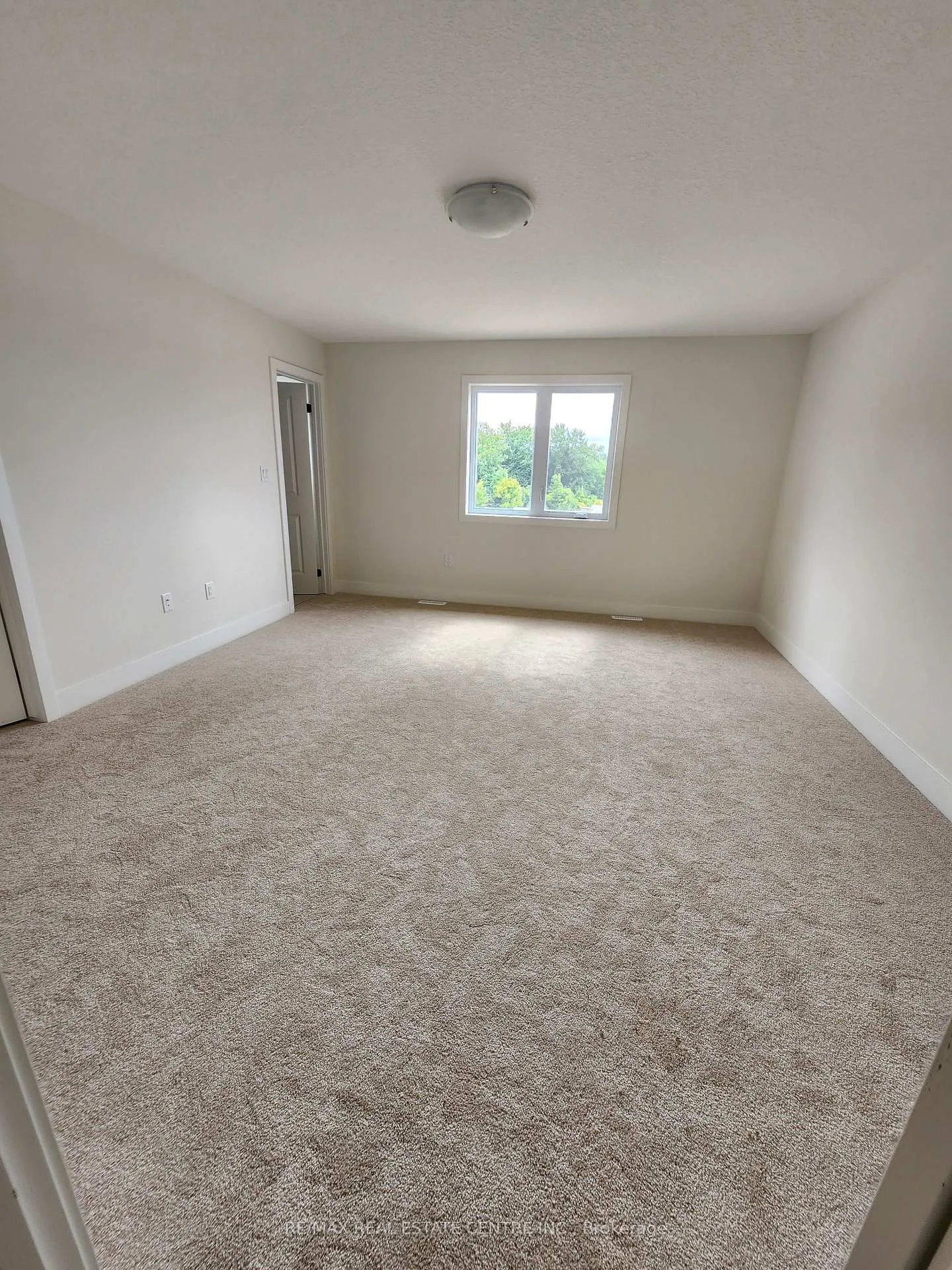 Photo 5 of Unit 151, 1960 Evans Boulevard, London, South U — HOMEH