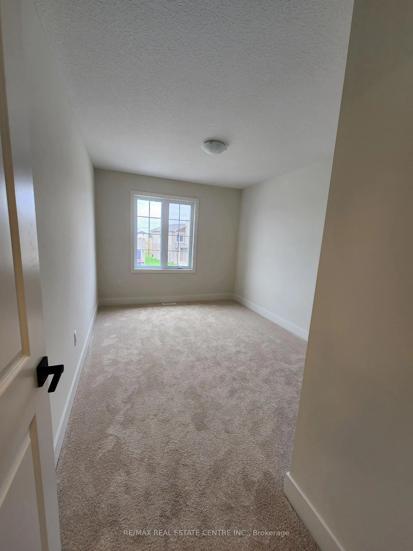 Photo 14 of Unit 151, 1960 Evans Boulevard, London, South U — HOMEH