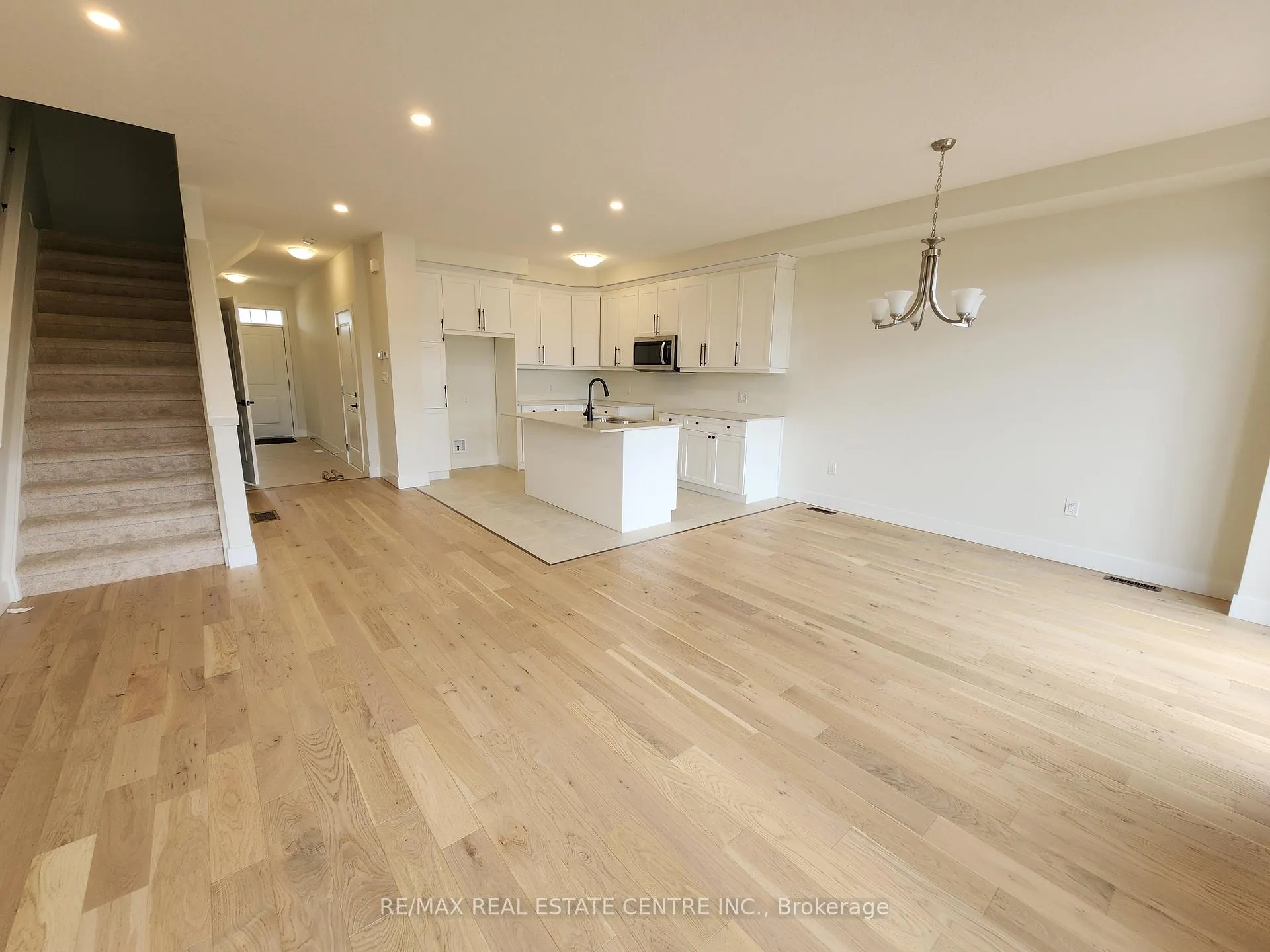 Photo 23 of Unit 151, 1960 Evans Boulevard, London, South U — HOMEH