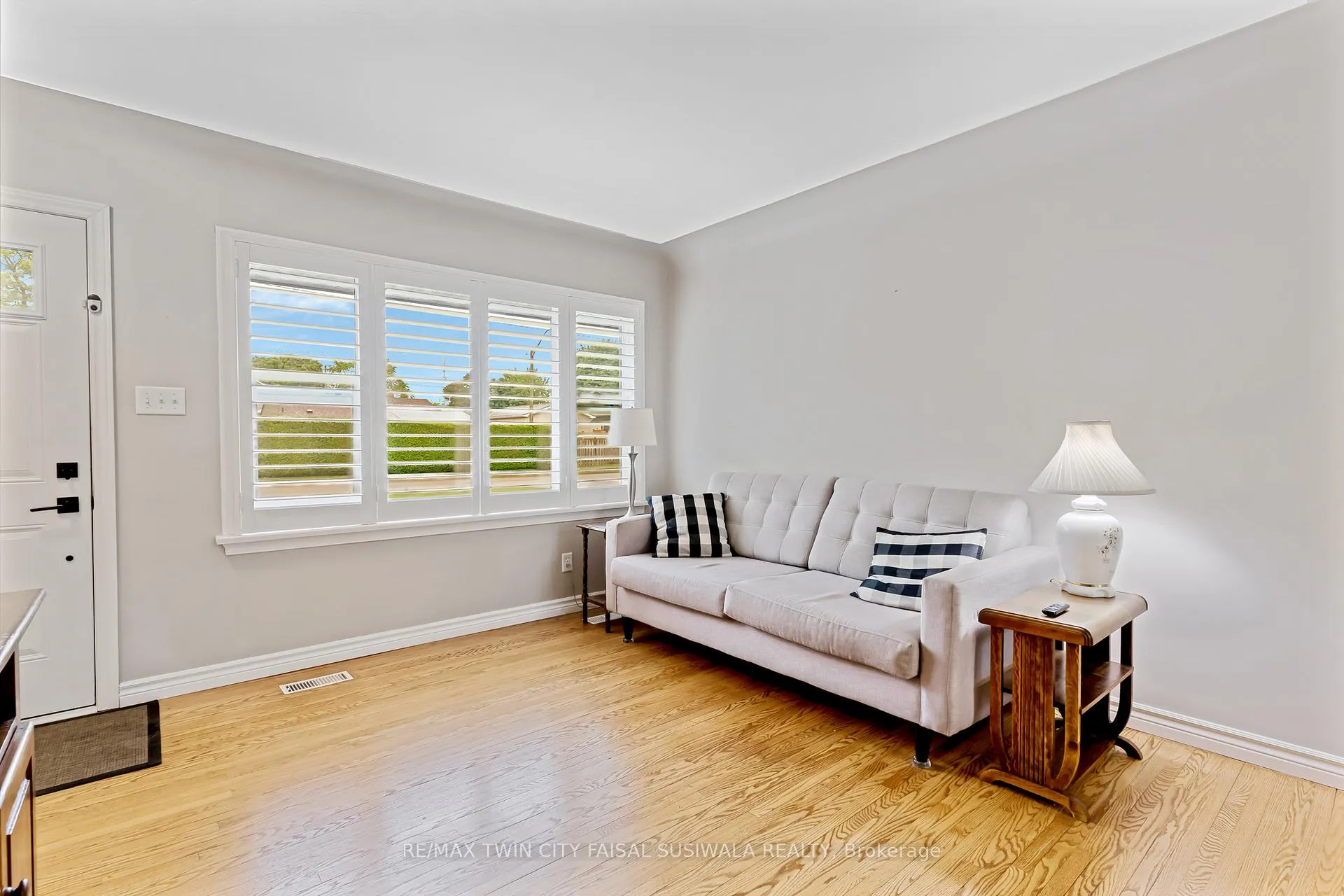 Photo 6 of 1410 Eleanor Avenue, Cambridge, Lang's Farm — HOMEH