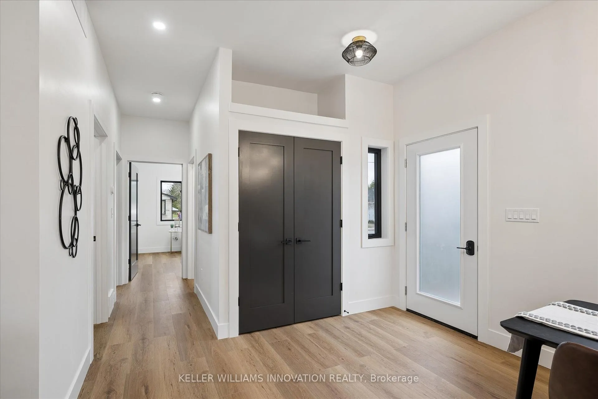 Photo 5 of 215 Winstanley Street, West Perth, Monkton — HOMEH