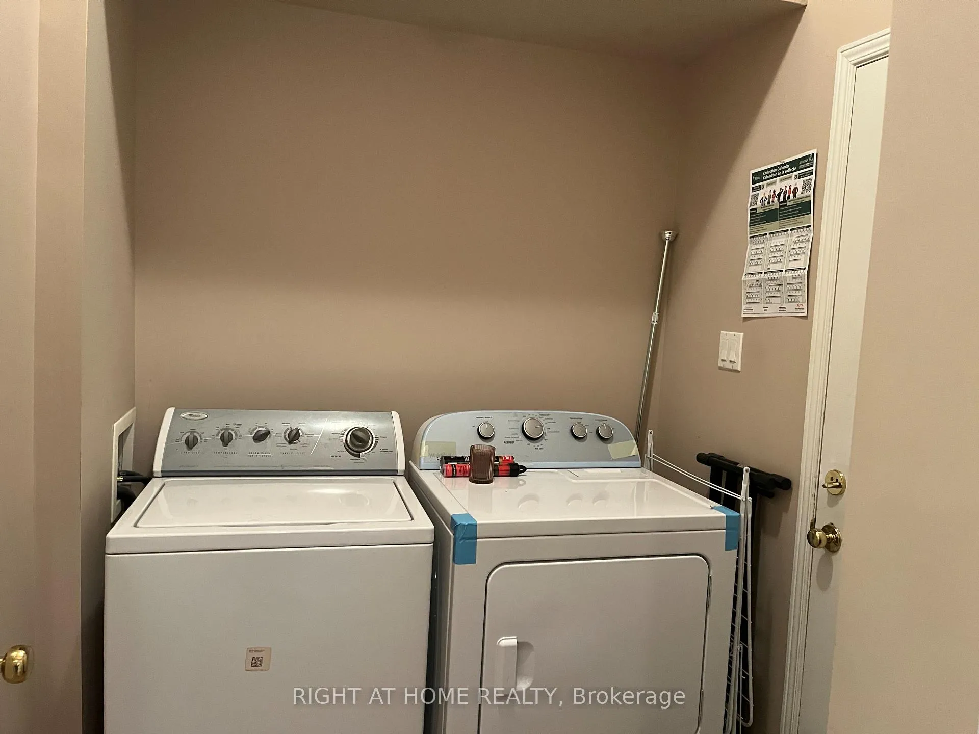 Photo 5 of 270 Deercroft Avenue, Ottawa, Barrhaven - Longfields — HOMEH