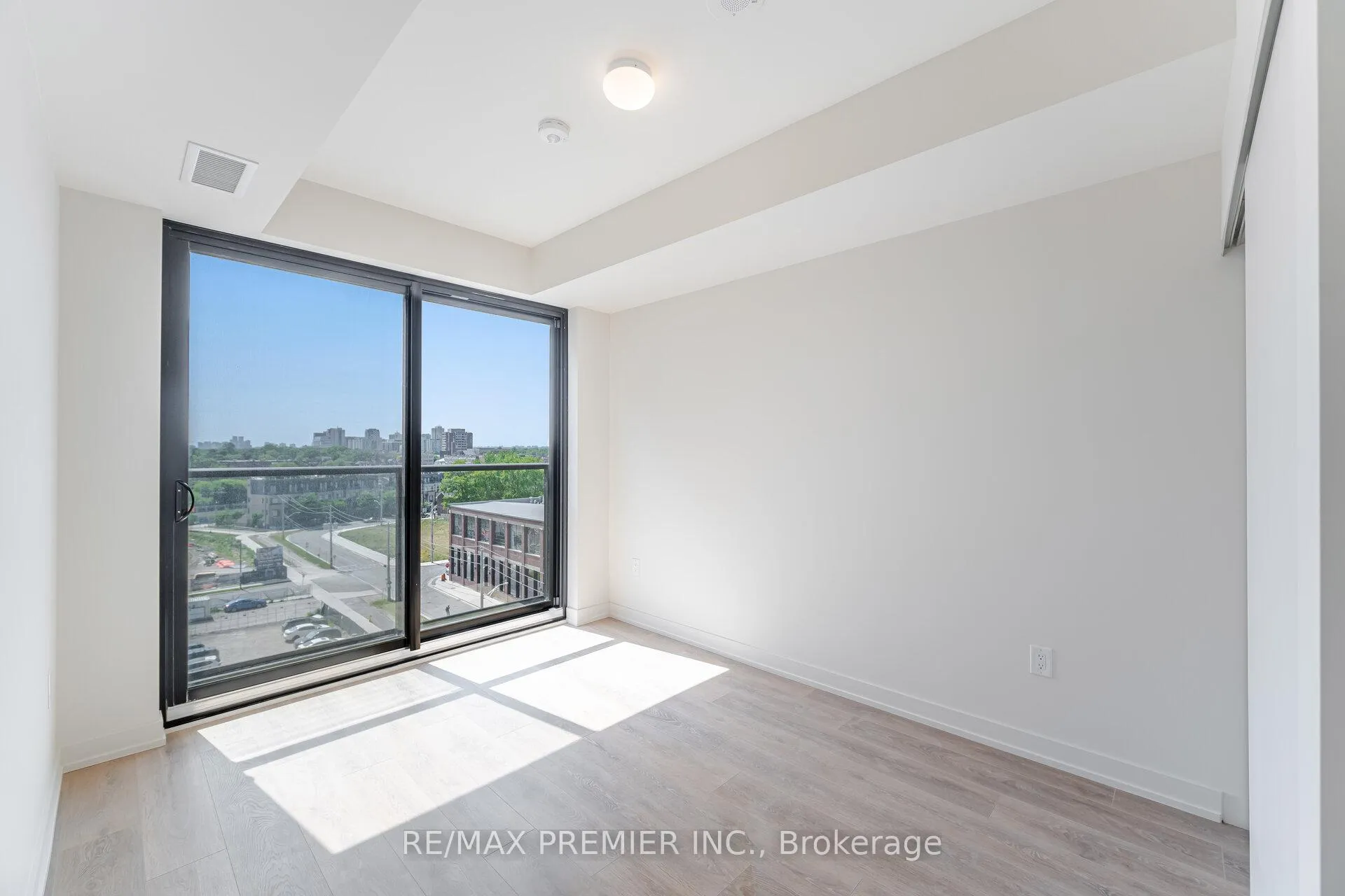Photo 14 of Unit 708, 181 Sterling Avenue, Toronto, Dufferin Grove — HOMEH
