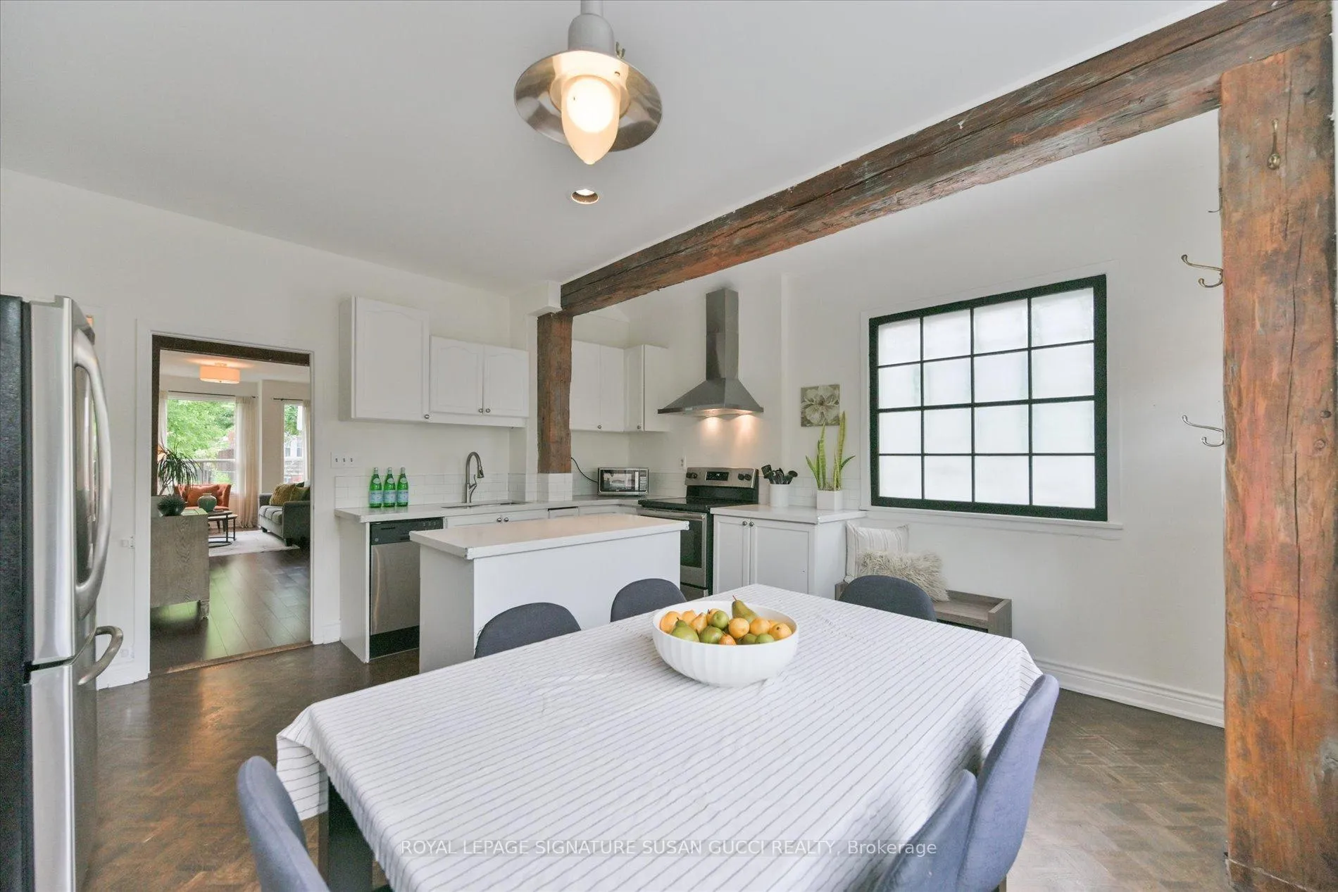 Photo 18 of 79 Balfour Avenue, Toronto, East End-Danforth — HOMEH