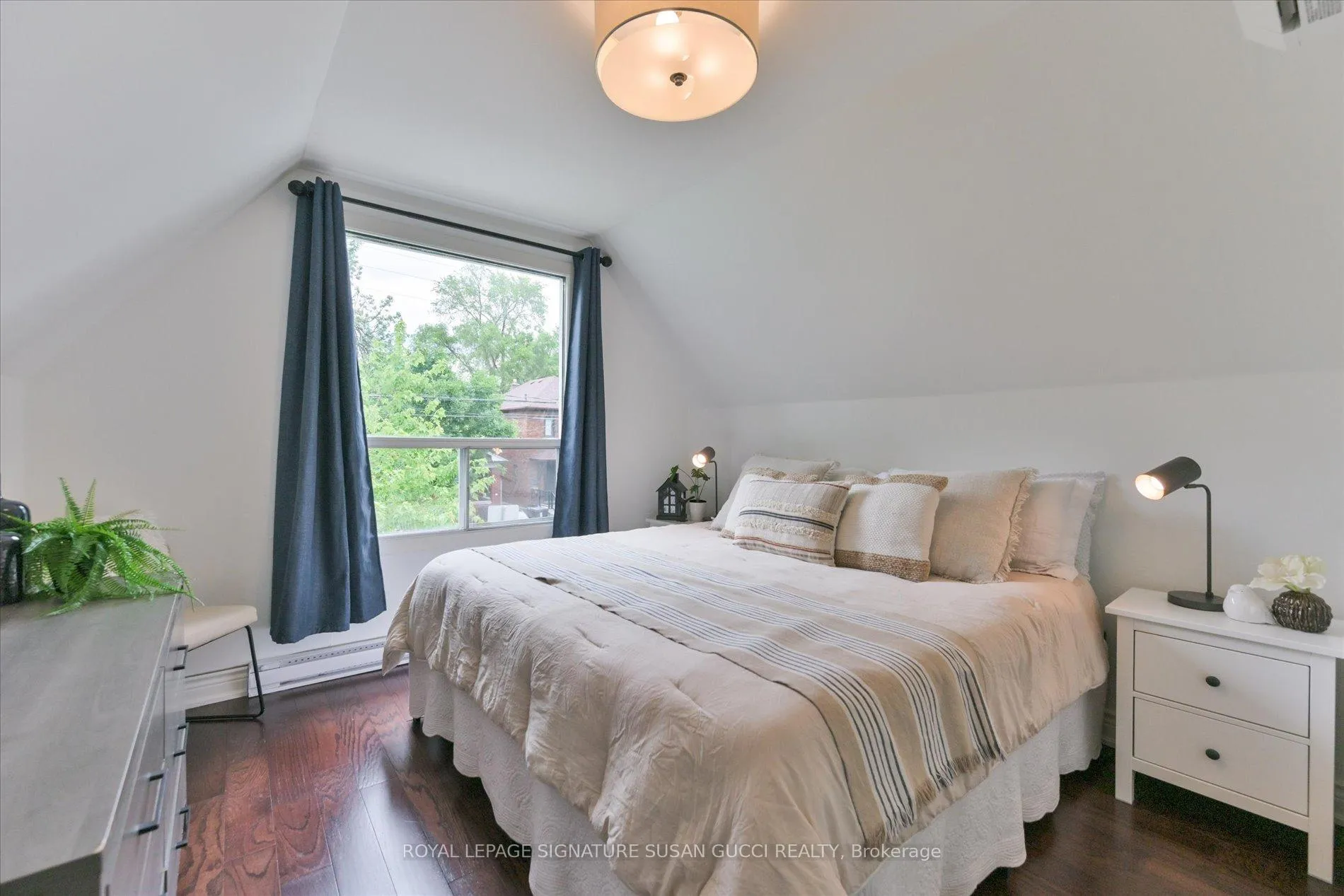 Photo 22 of 79 Balfour Avenue, Toronto, East End-Danforth — HOMEH