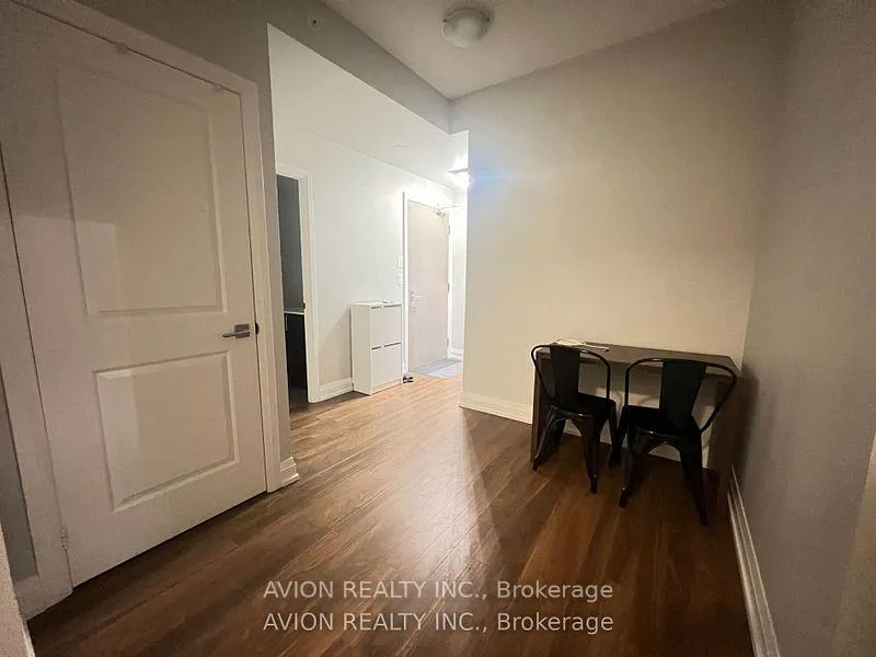 Photo 7 of Unit 412, 7167 Yonge Street, Markham, Thornhill — HOMEH