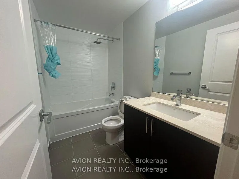 Photo 13 of Unit 412, 7167 Yonge Street, Markham, Thornhill — HOMEH