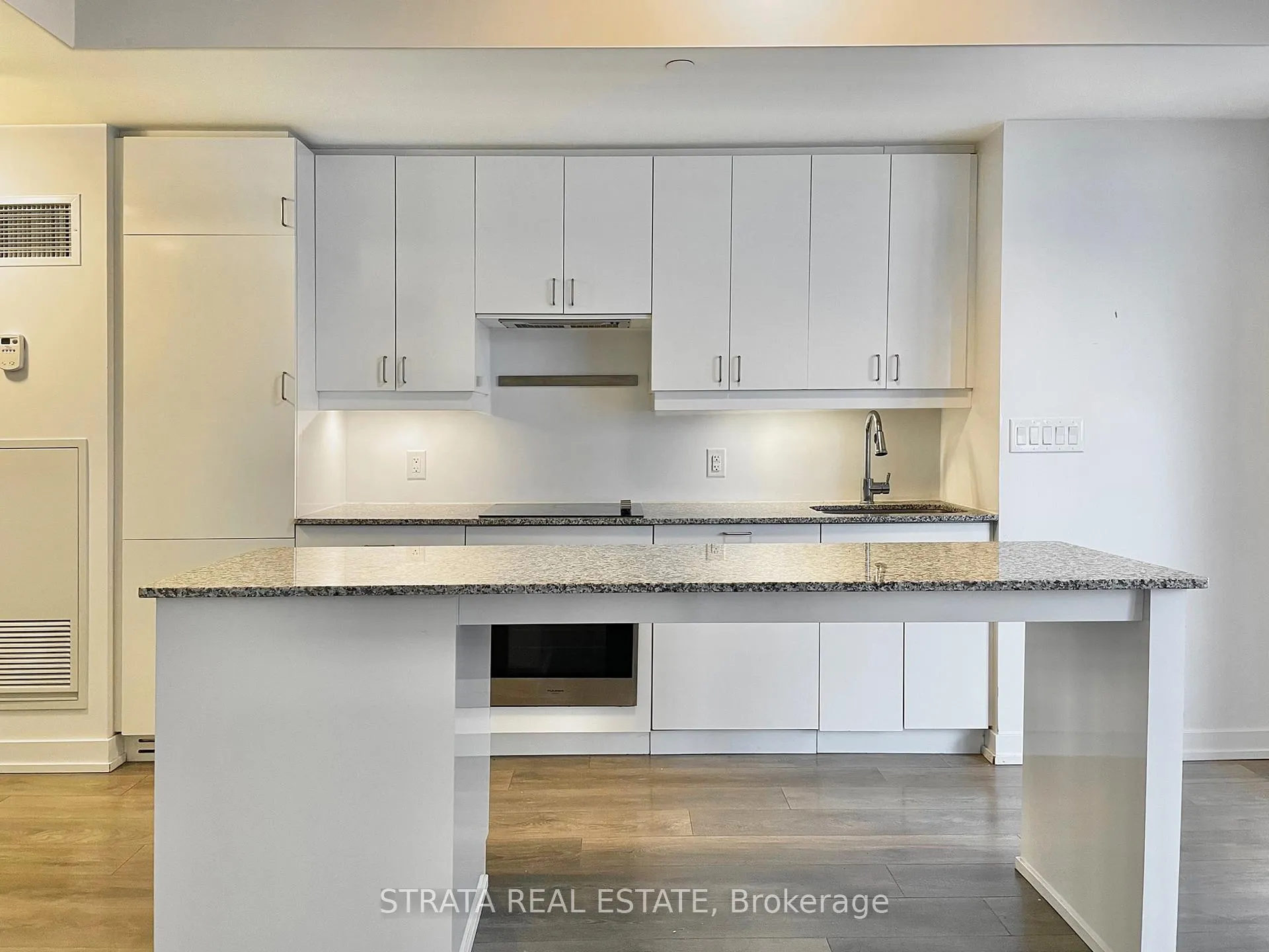 Photo 1 of Unit 2507, 426 University Avenue, Toronto, University — HOMEH