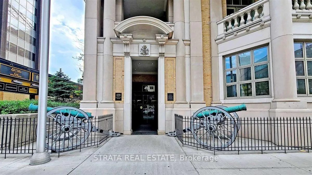 Photo 13 of Unit 2507, 426 University Avenue, Toronto, University — HOMEH