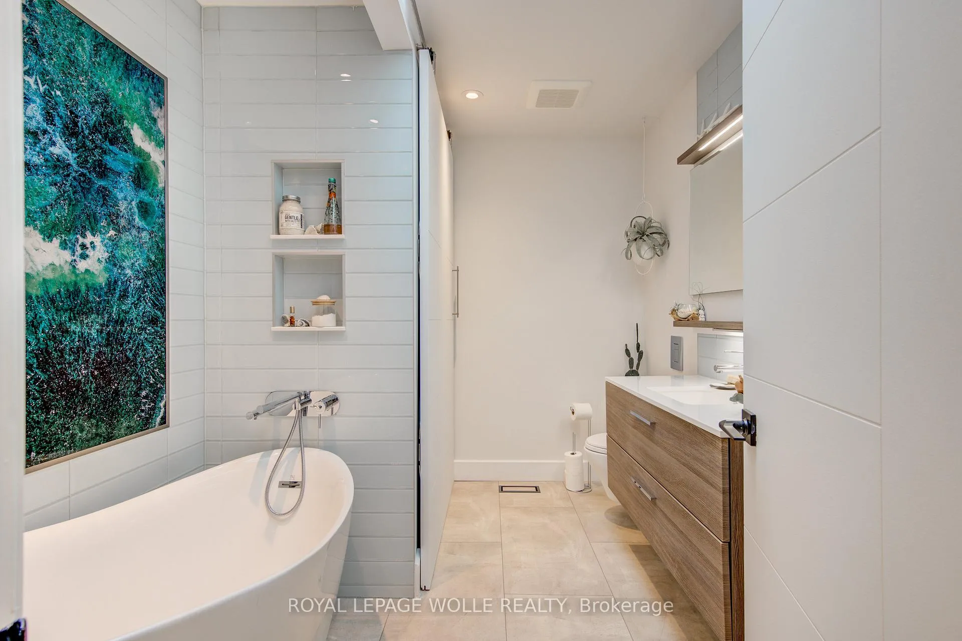 Photo 22 of 112 Mitchell Street, North Dumfries, Ayr — HOMEH