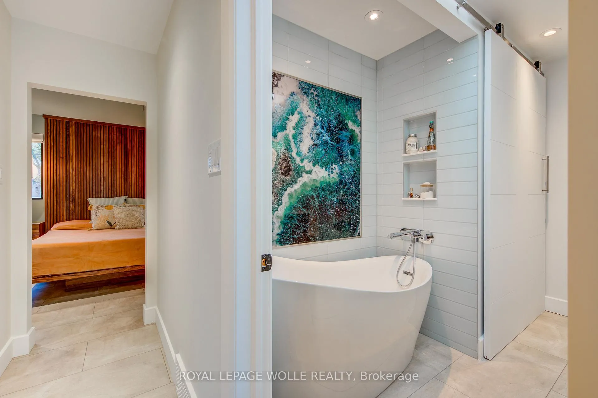Photo 23 of 112 Mitchell Street, North Dumfries, Ayr — HOMEH
