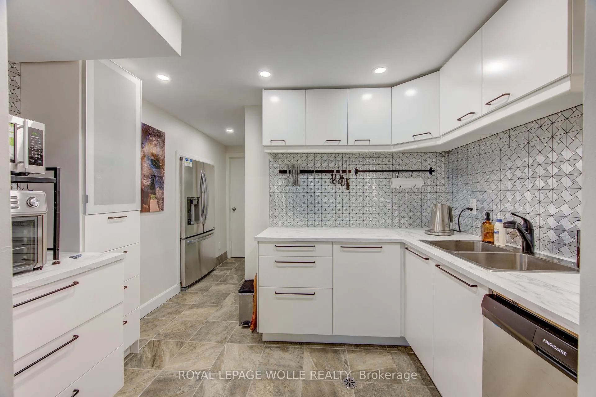 Photo 35 of 112 Mitchell Street, North Dumfries, Ayr — HOMEH