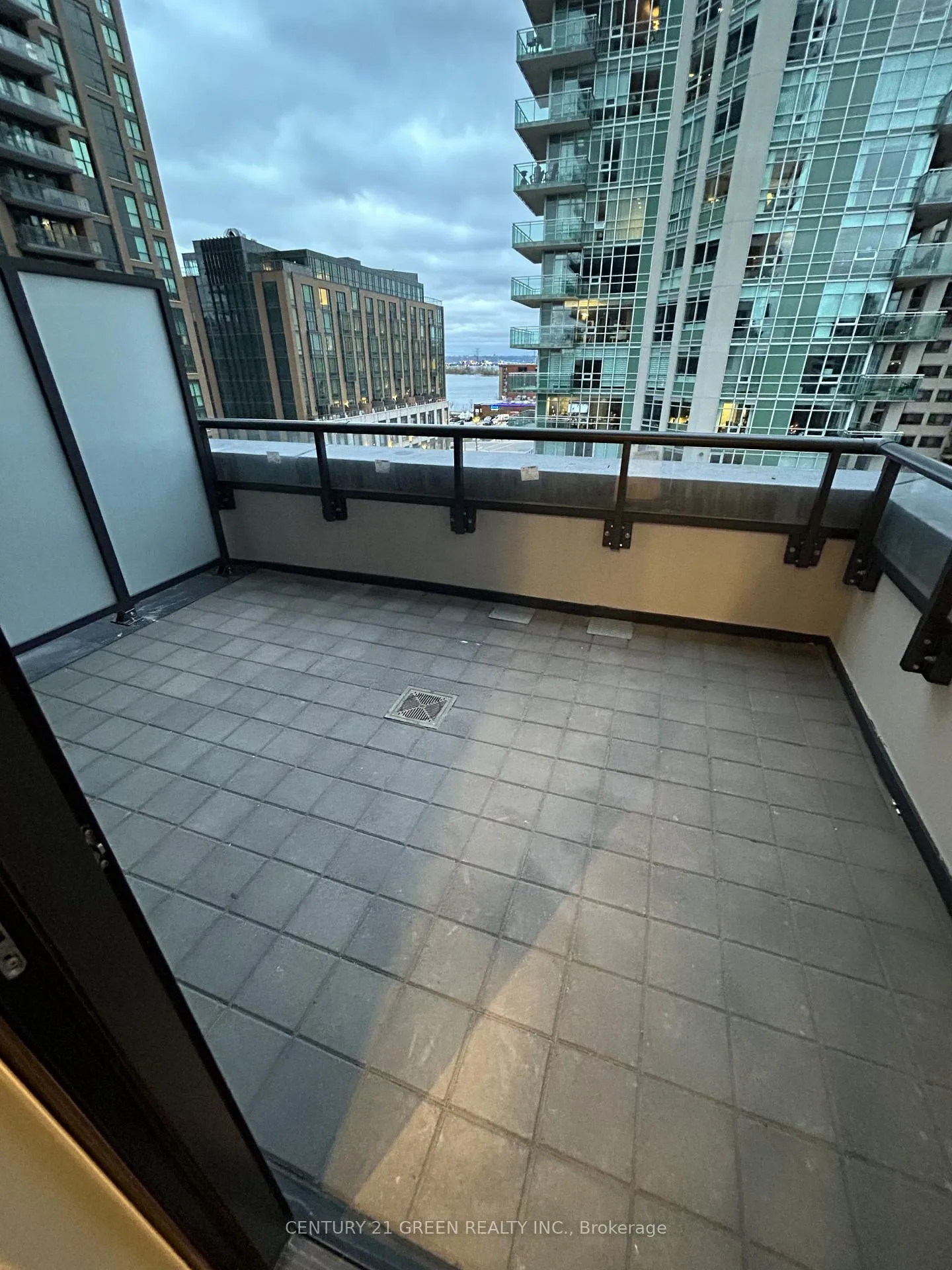 Photo 9 of Unit 504, 2075 Lakeshore Road, Burlington, Brant — HOMEH