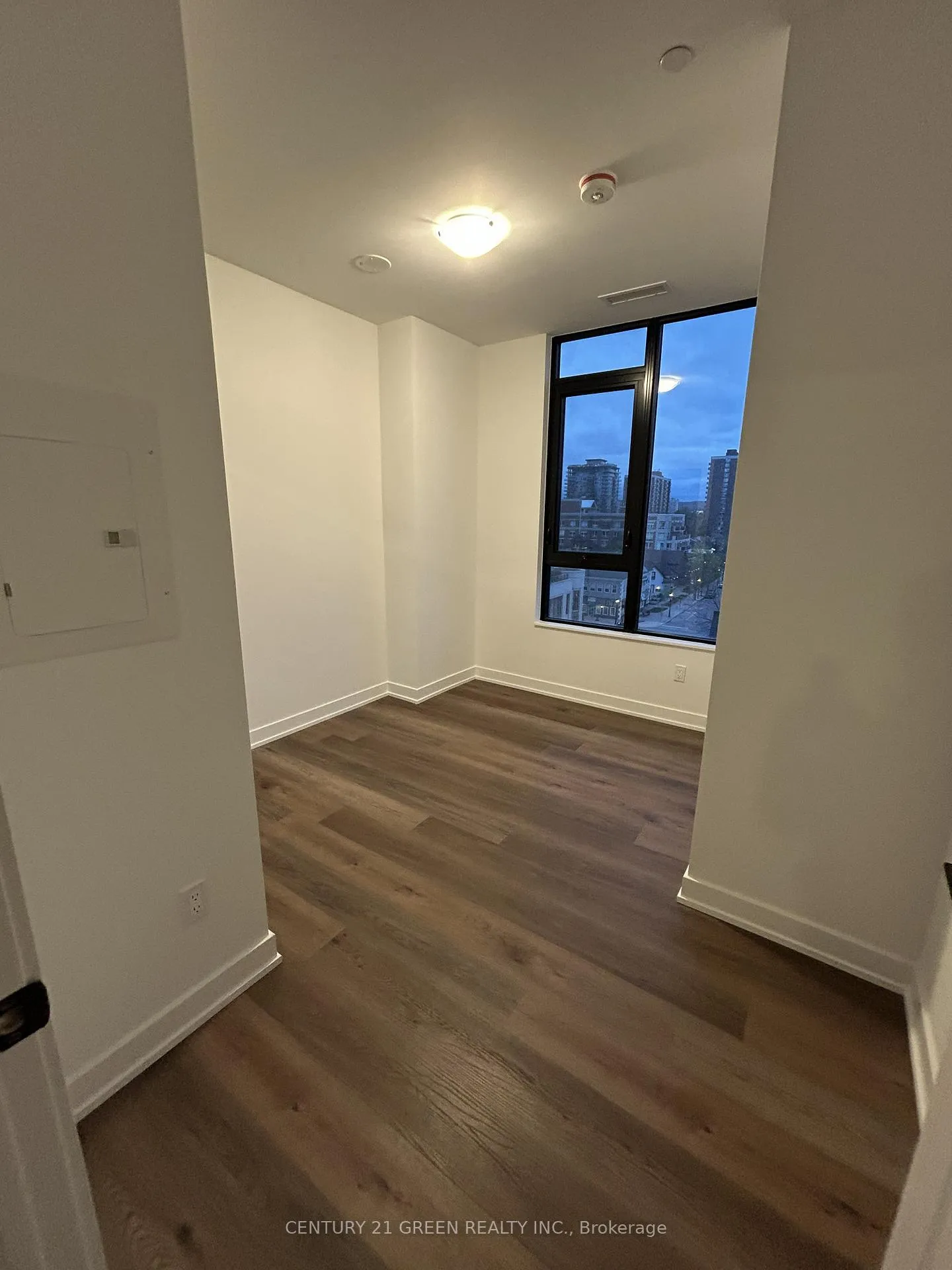 Photo 15 of Unit 504, 2075 Lakeshore Road, Burlington, Brant — HOMEH