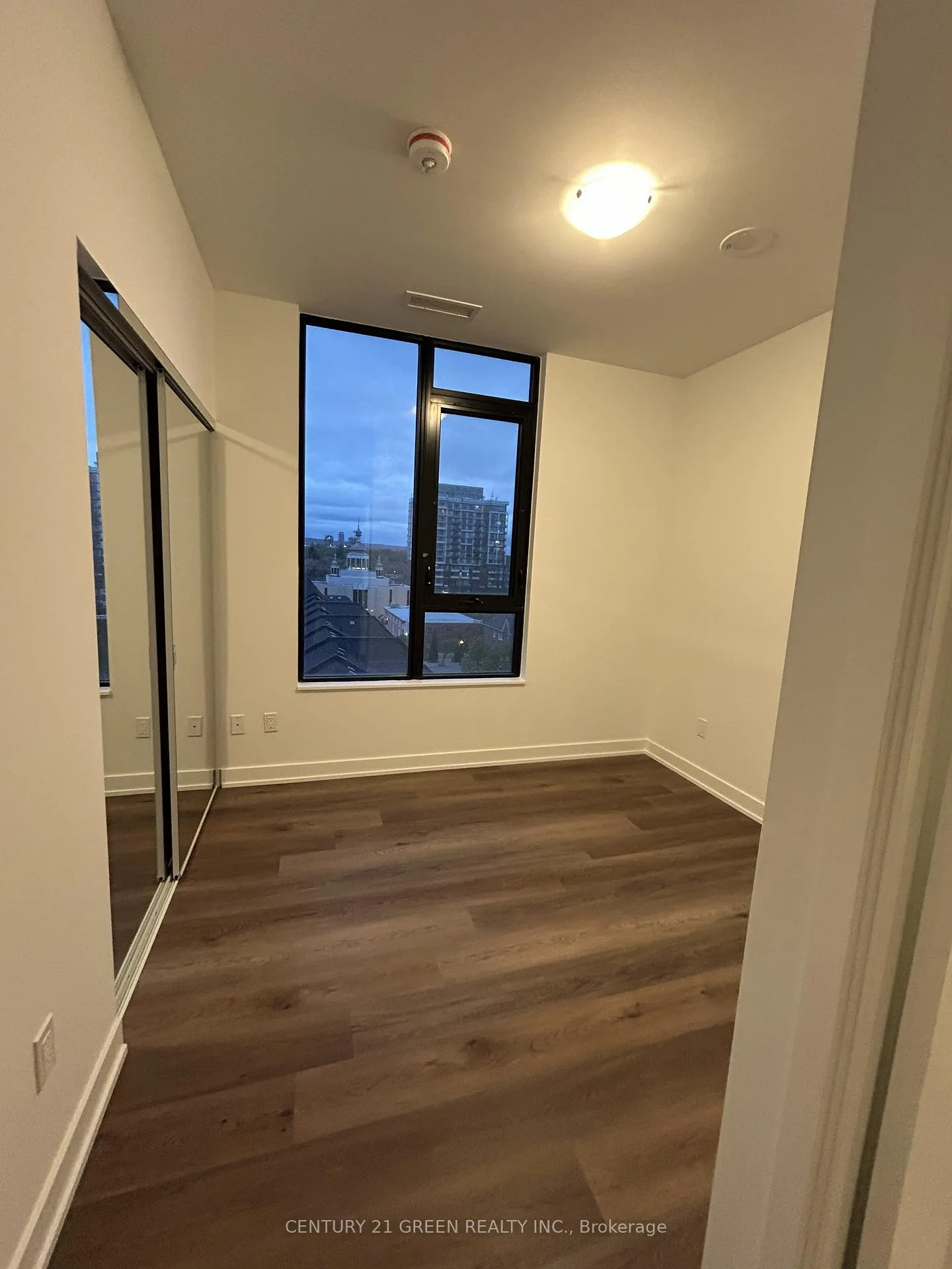 Photo 19 of Unit 504, 2075 Lakeshore Road, Burlington, Brant — HOMEH