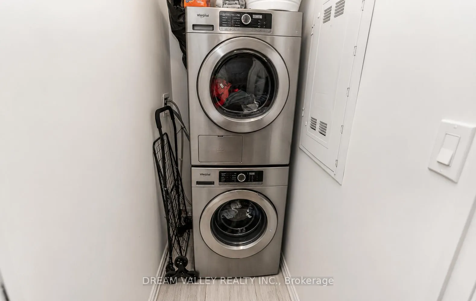 Photo 11 of Unit 209, 1 Falaise Road, Scarborough, West Hill — HOMEH