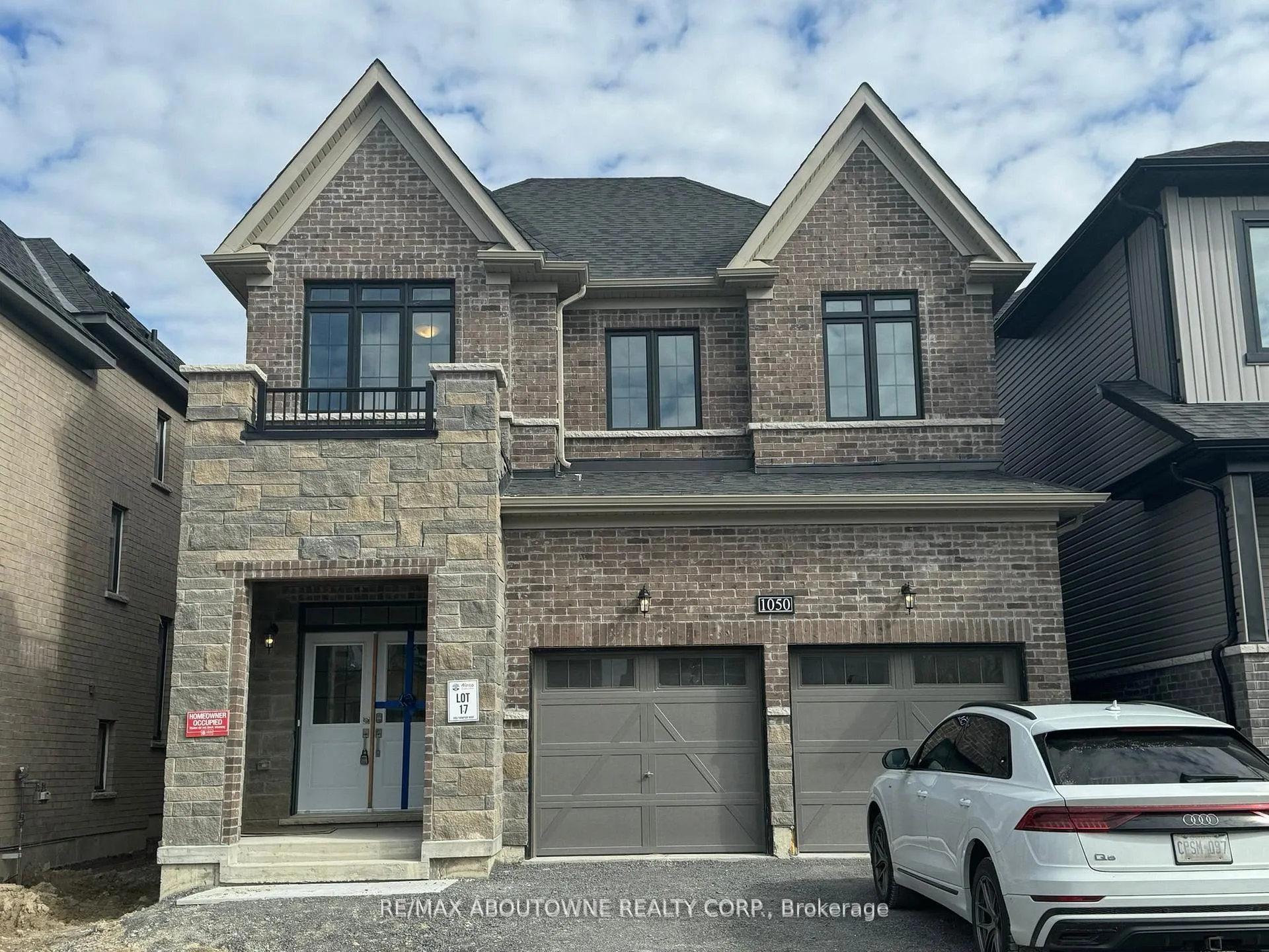 Photo 1 of 1050 Thompson Drive, Oshawa, Kedron — HOMEH