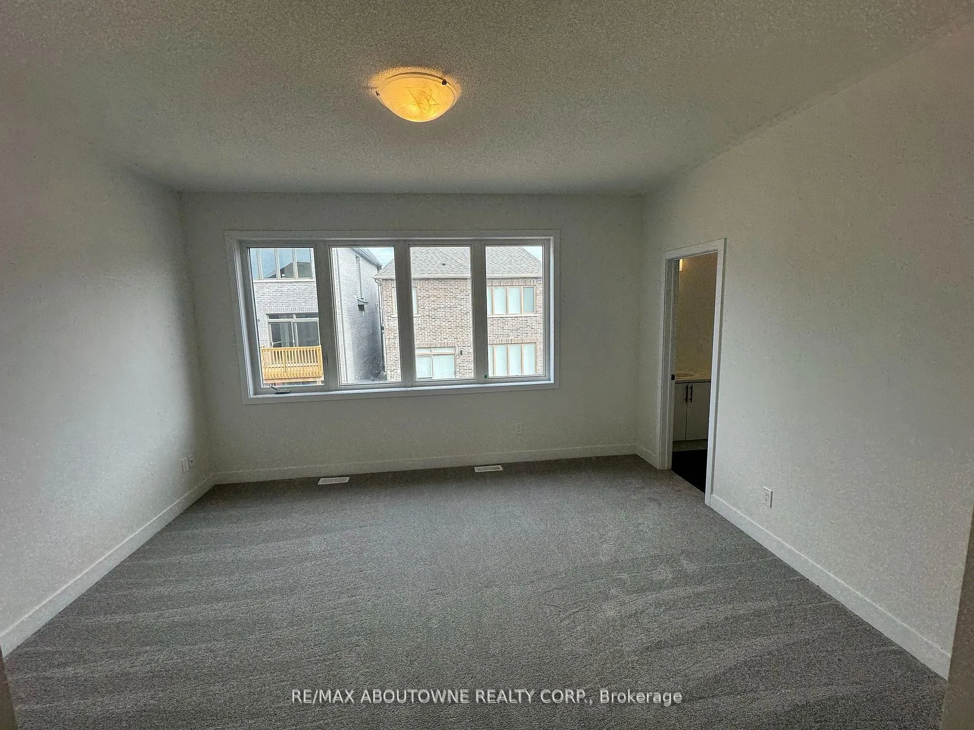 Photo 12 of 1050 Thompson Drive, Oshawa, Kedron — HOMEH