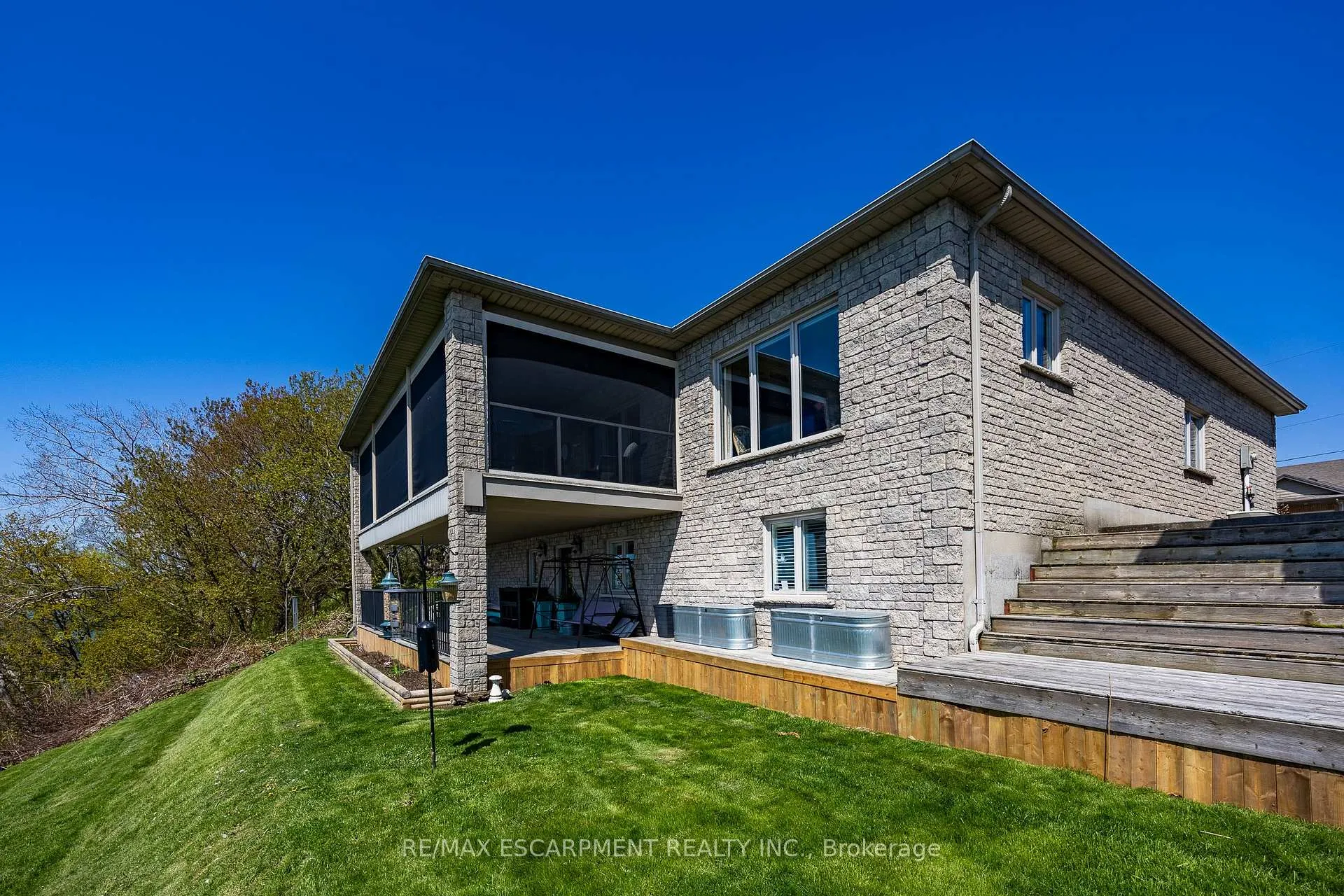 Photo 41 of 140 Brown Street, Norfolk, Port Dover — HOMEH