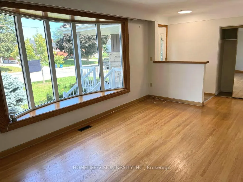 Photo 11 of Unit Upper, 16 Nova Drive, Hamilton, Huntington — HOMEH