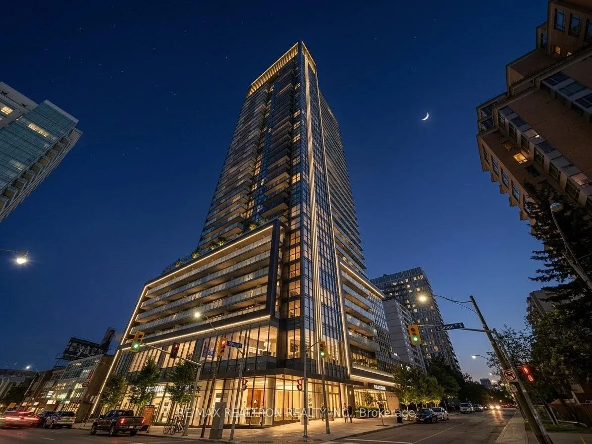 Photo 1 of Unit 3212, 125 Redpath Avenue, Toronto, Mount Pleasant West — HOMEH