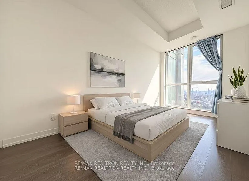 Photo 7 of Unit 3212, 125 Redpath Avenue, Toronto, Mount Pleasant West — HOMEH