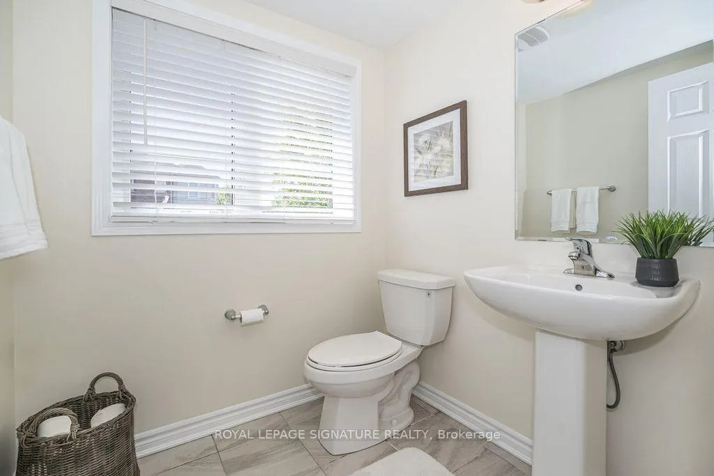 Photo 15 of 52 Deans Drive, Scarborough, Clairlea-Birchmount — HOMEH
