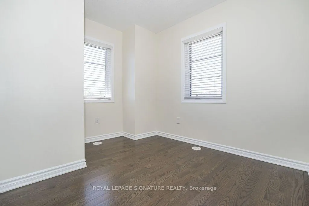 Photo 25 of 52 Deans Drive, Scarborough, Clairlea-Birchmount — HOMEH