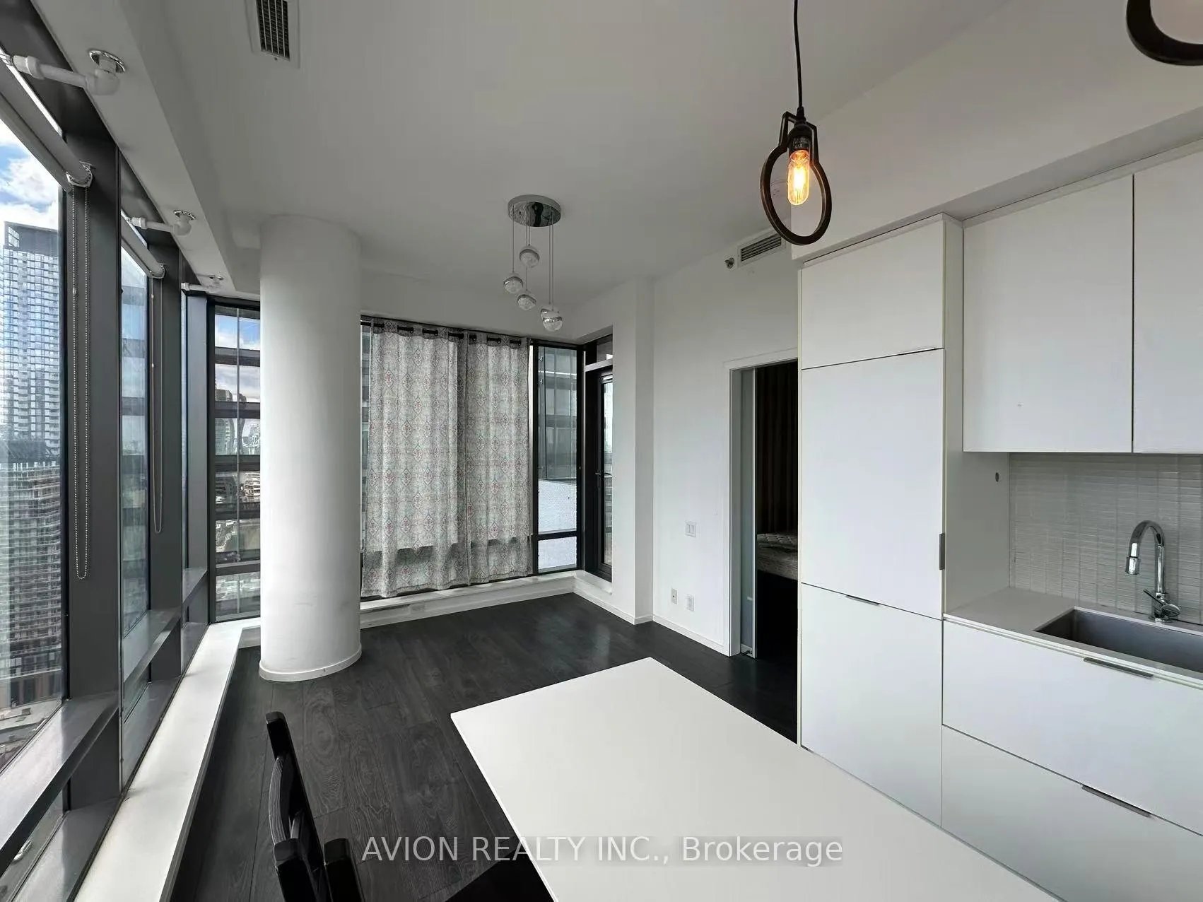 Photo 9 of Unit 2502, 5 St Joseph Street, Toronto, Bay Street Corridor — HOMEH