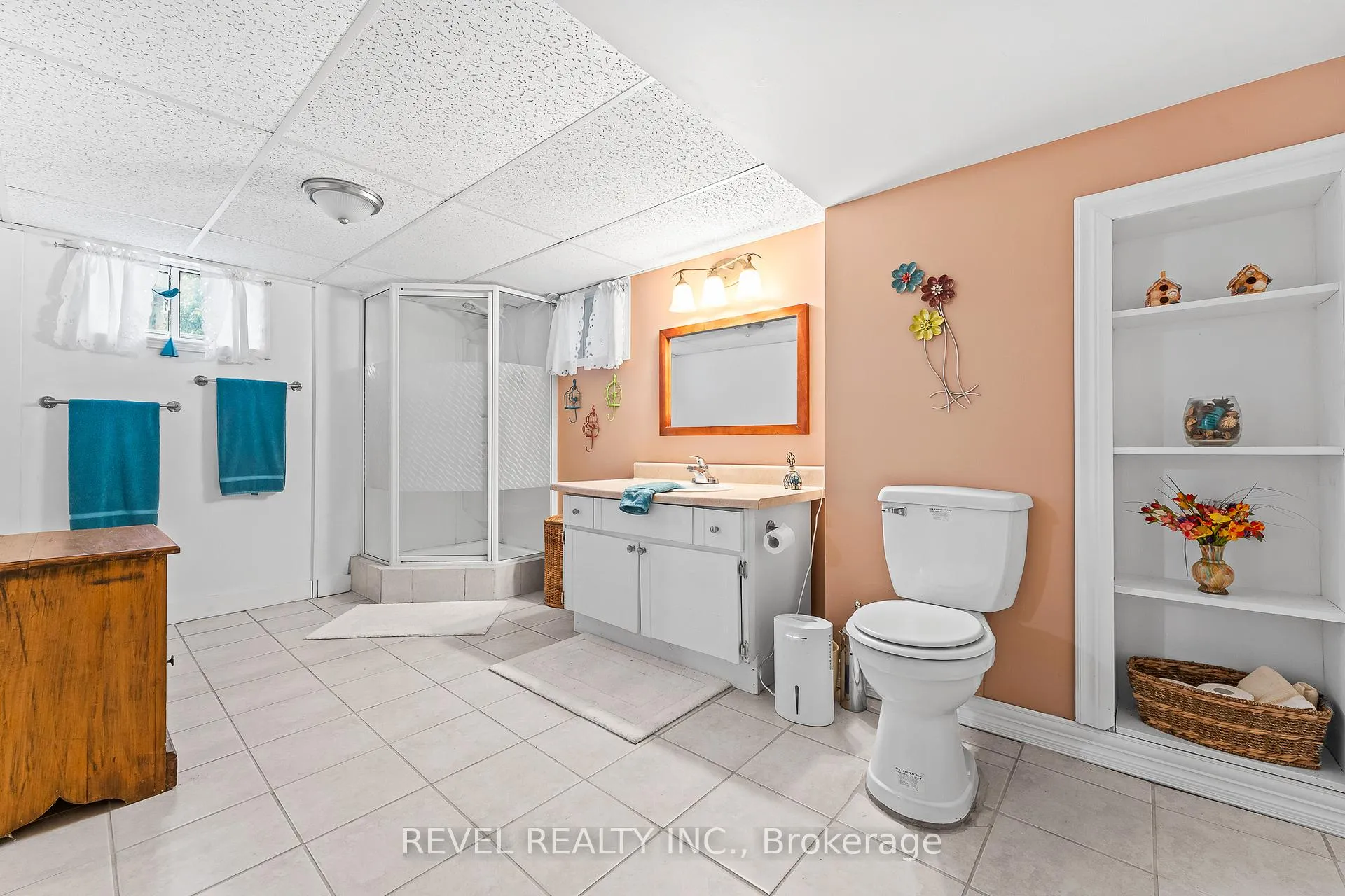 Photo 20 of 1407 Kottmeier Road, Thorold, Hurricane/Merrittville — HOMEH