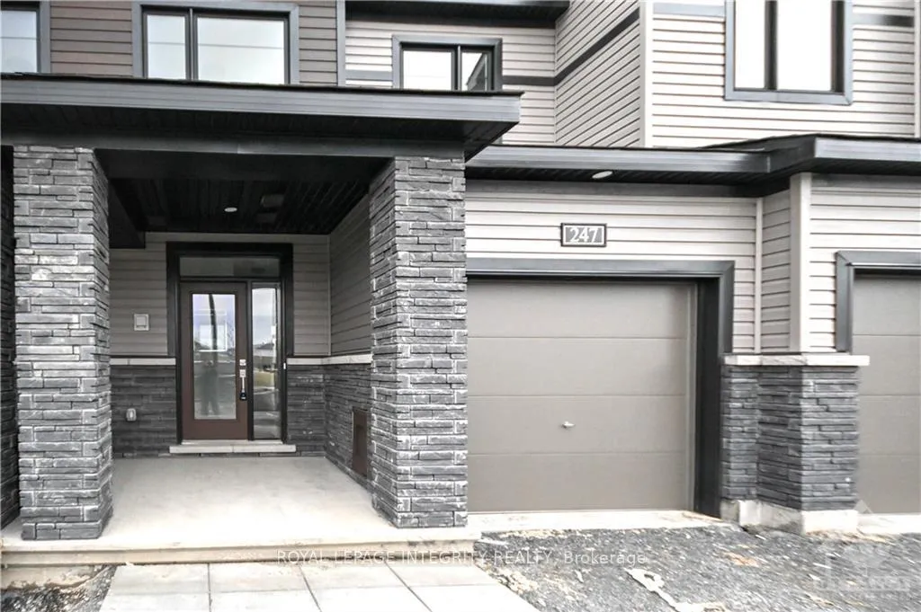 Photo 2 of 247 Clonrush Way, Ottawa, Kanata - Kanata Lakes/Heritage Hills — HOMEH
