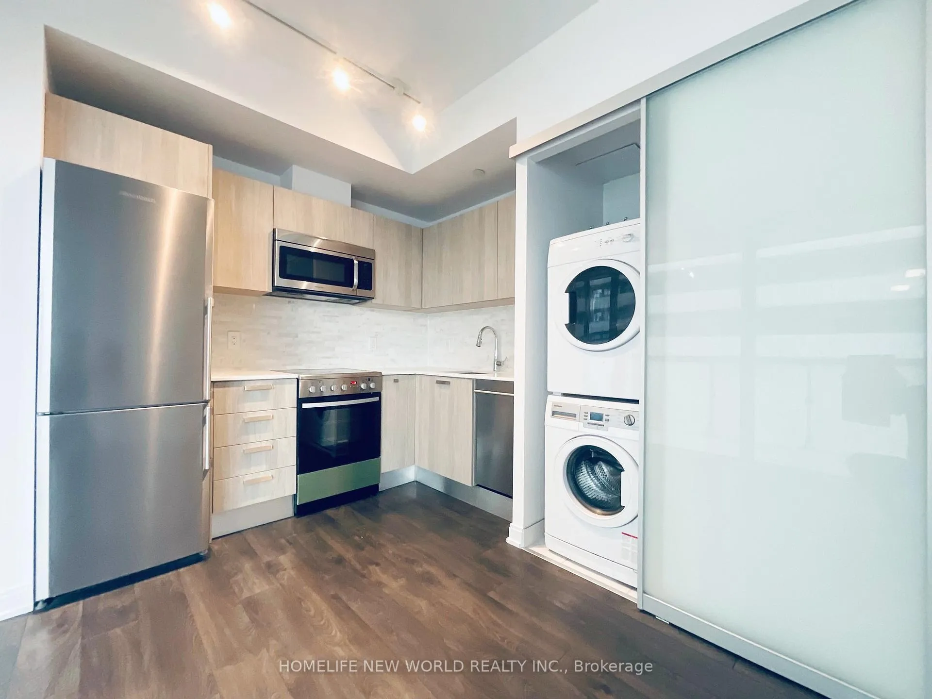 Photo 5 of Unit 3309, 42 Charles Street E, Toronto, Church-Yonge Corridor — HOMEH