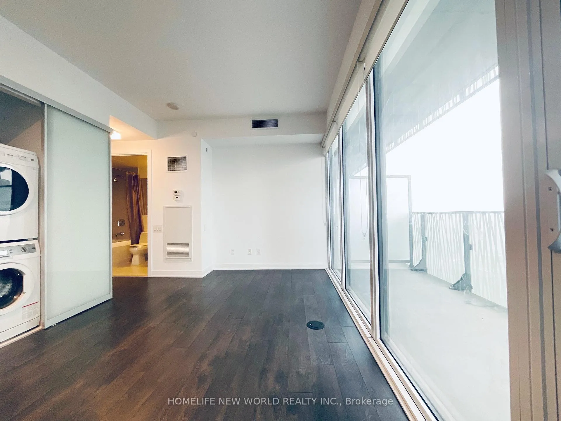 Photo 9 of Unit 3309, 42 Charles Street E, Toronto, Church-Yonge Corridor — HOMEH